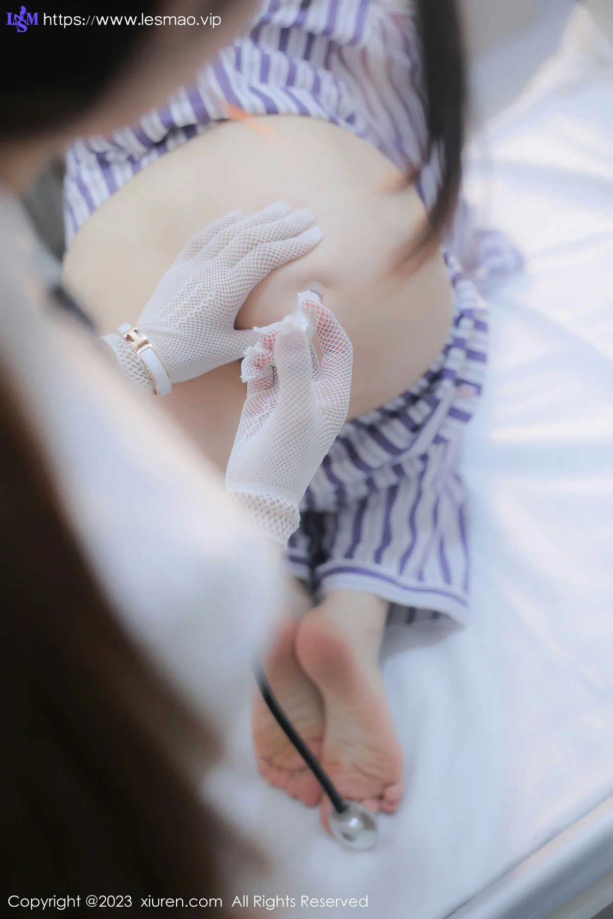 XiuRen 秀人 No.7683  豆瓣酱 双人护士主题性感写真111 - 18