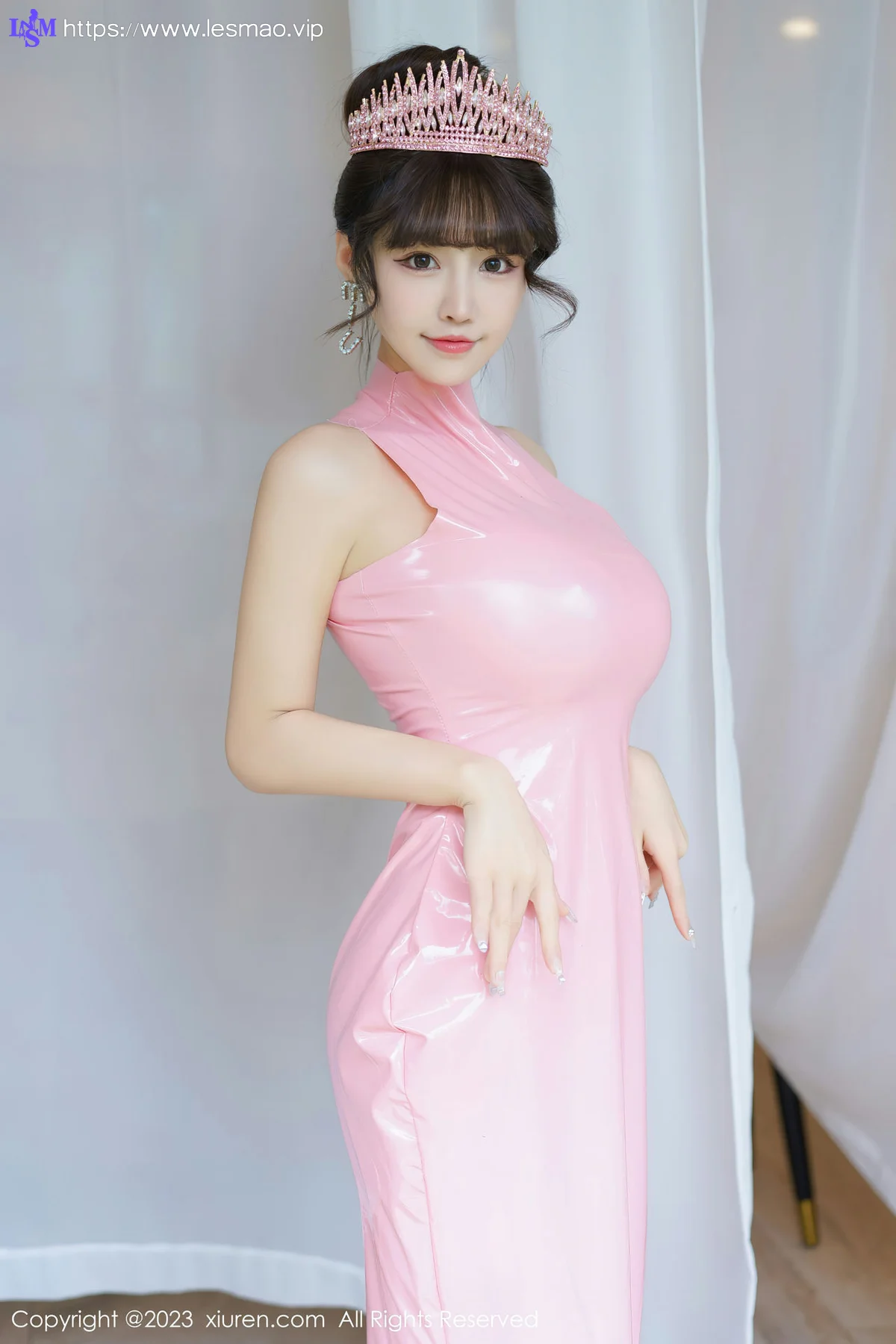 XiuRen 秀人 No.7713  朱可儿Flora 连衣短裙性感写真 - 15