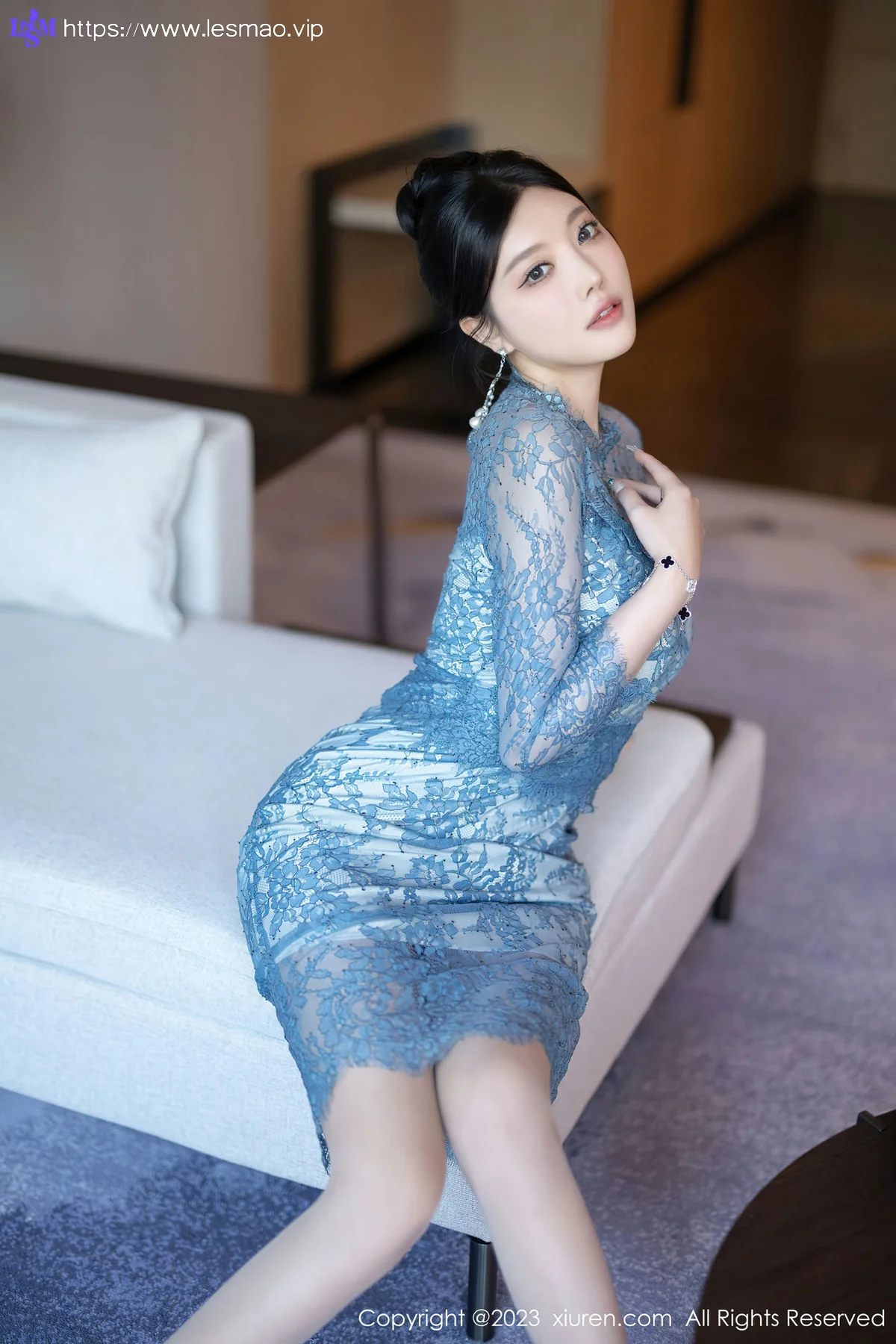 XiuRen 秀人 No.7732  杨晨晨Yome 灰色薄纱旗袍性感写真11 - 15