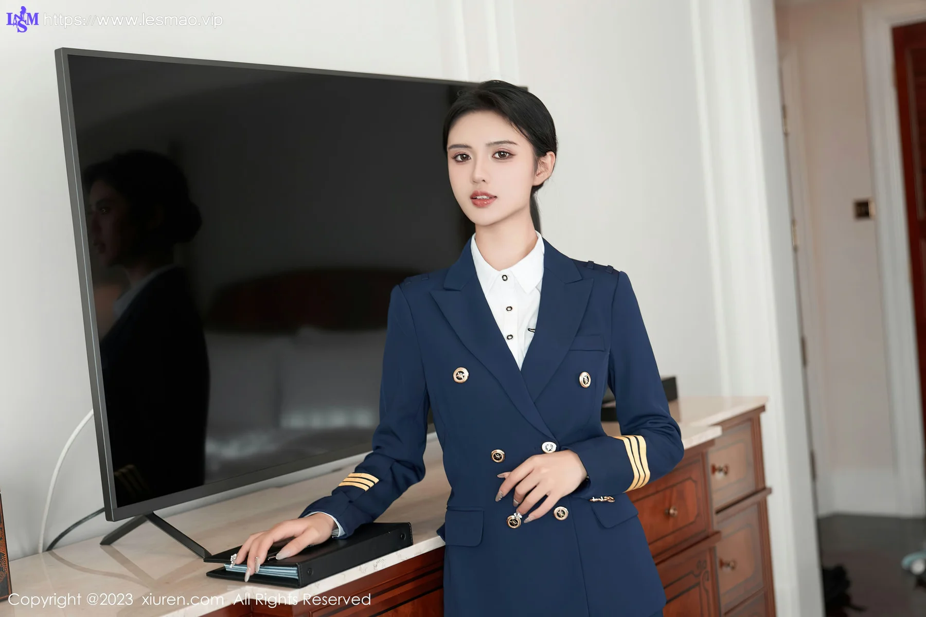 XiuRen 秀人 No.7737  浅浅Danny 秘书角色装扮性感写真1 - 15