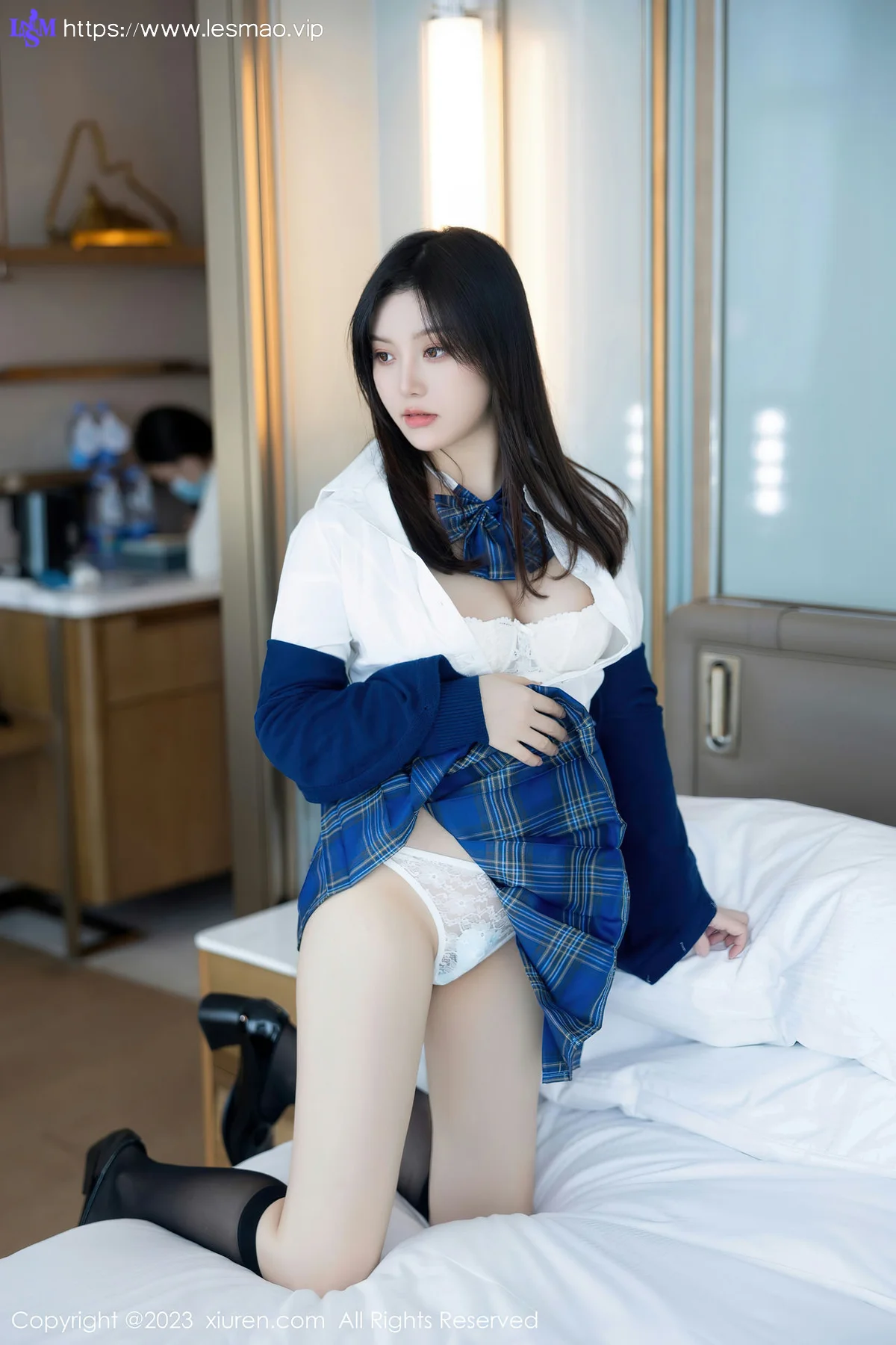 XiuRen 秀人 No.7754  豆瓣酱 白色蕾丝蓝色格子短裙写真111 - 60