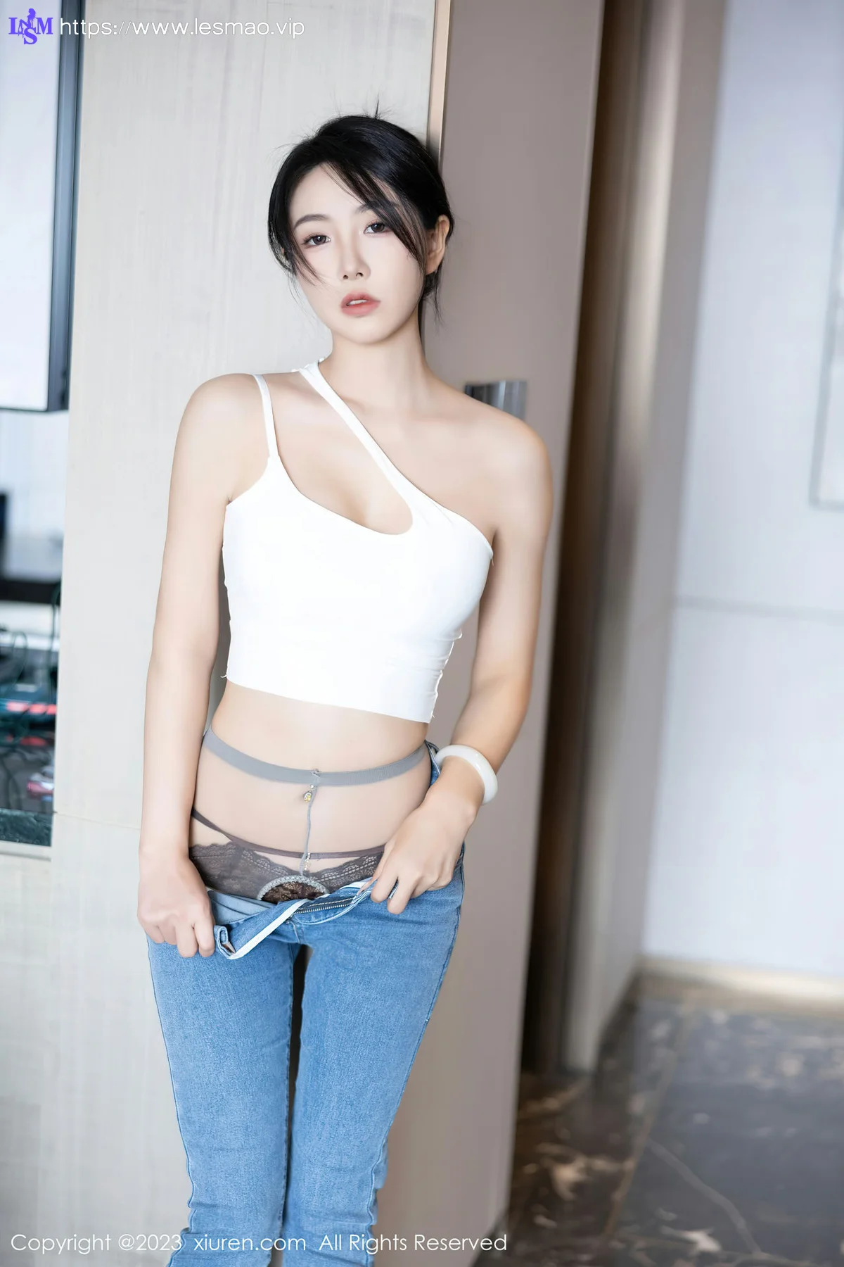 XiuRen 秀人 No.7781  苏苏阿 街拍牛仔性感写真33 - 34