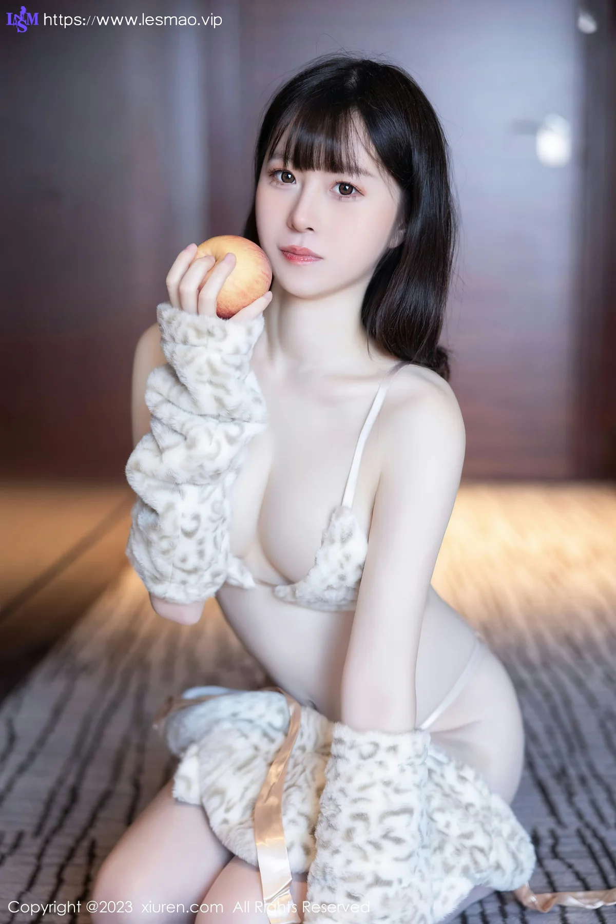 XiuRen 秀人 No.7803  林悠悠 毛绒卡哇伊性感写真3 - 13