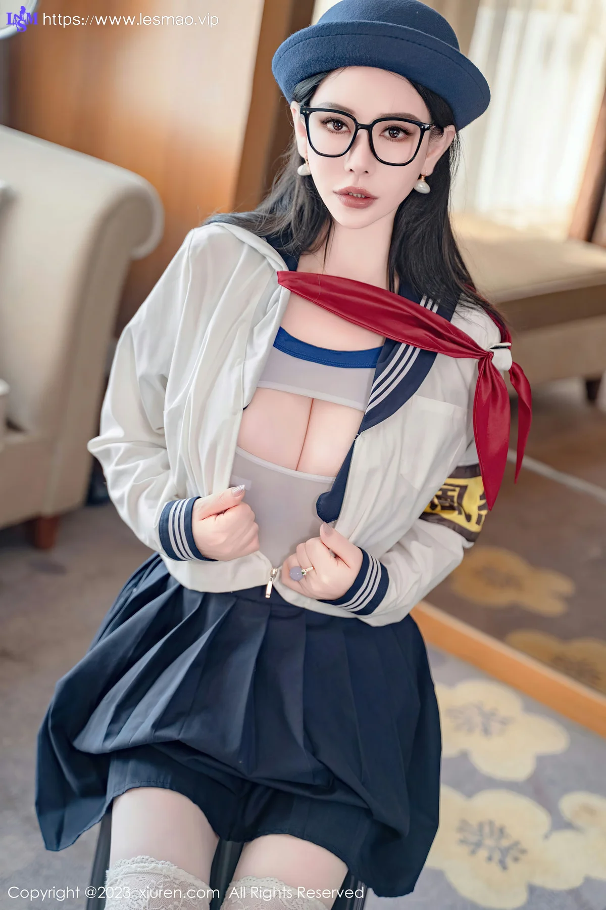 XiuRen 秀人 No.7839  悦悦姐 肉弹轰炸机首套写真22 - 46