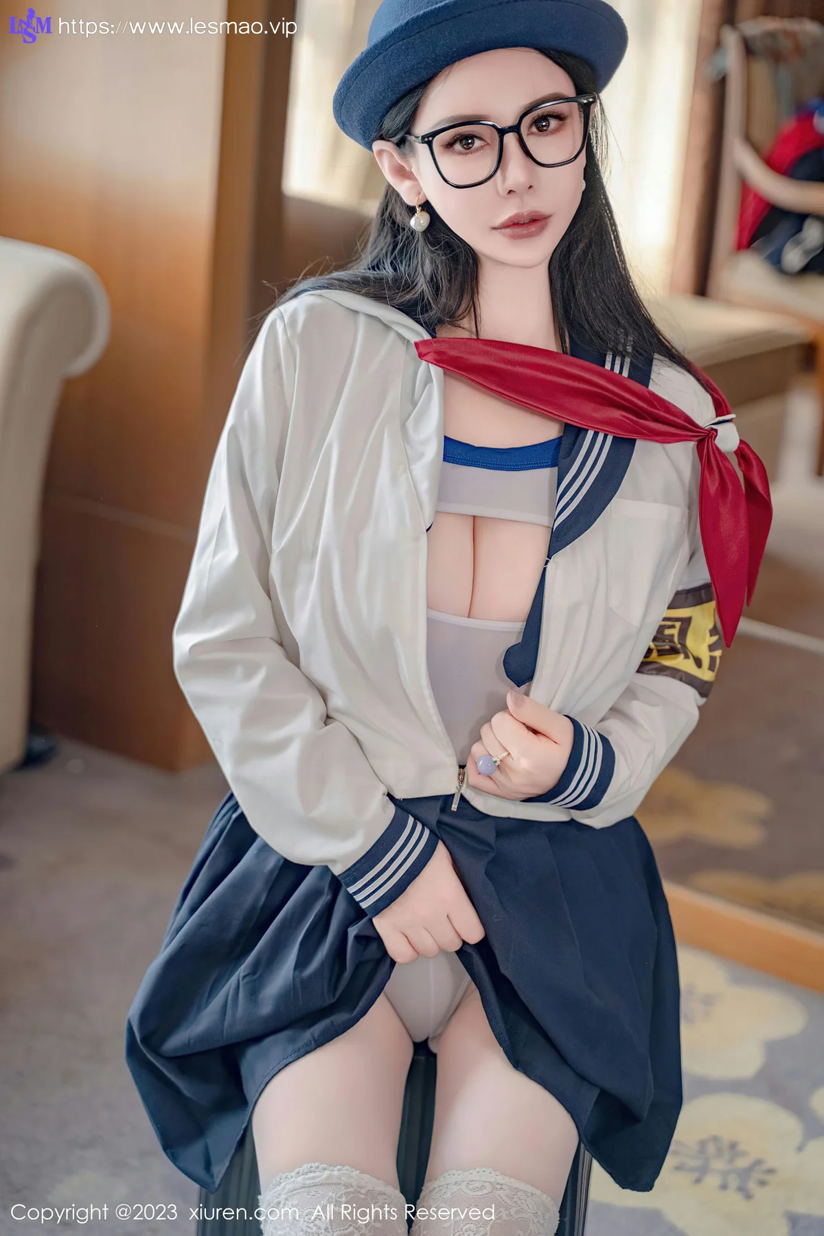 XiuRen 秀人 No.7839  悦悦姐 肉弹轰炸机首套写真22 - 48