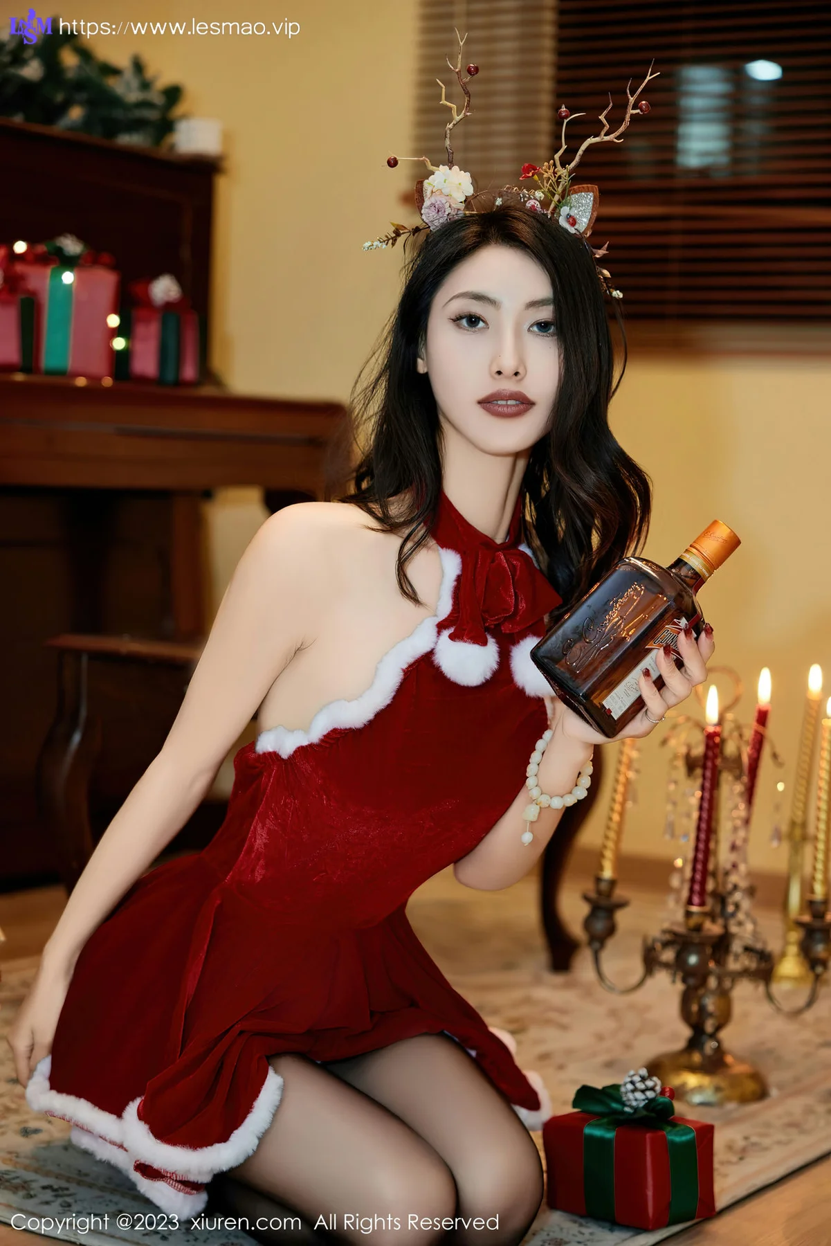 XiuRen 秀人 No.7842  lingyu69 圣诞主题性感写真 - 15