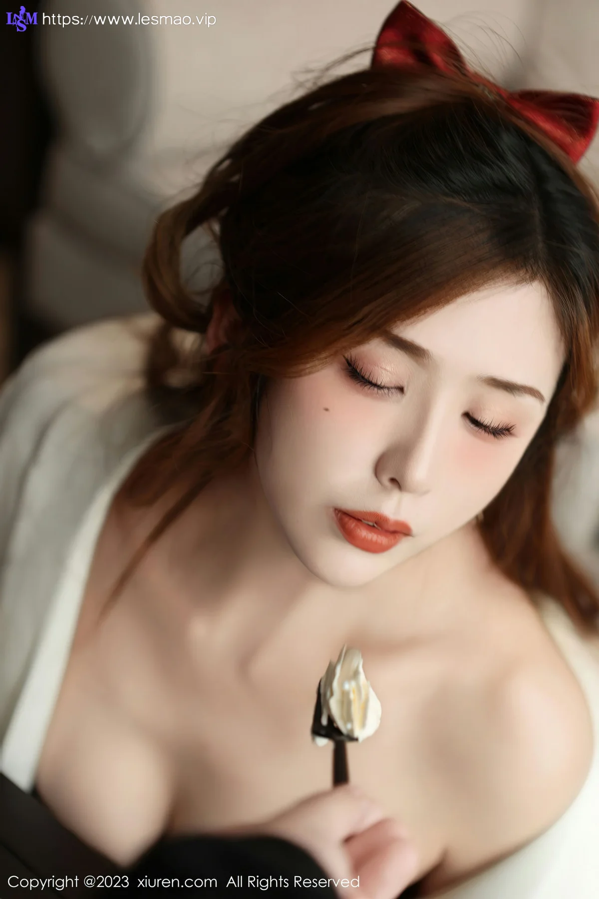 XiuRen 秀人 No.7872  月野兔美妞 魅惑黑丝性感写真 - 17