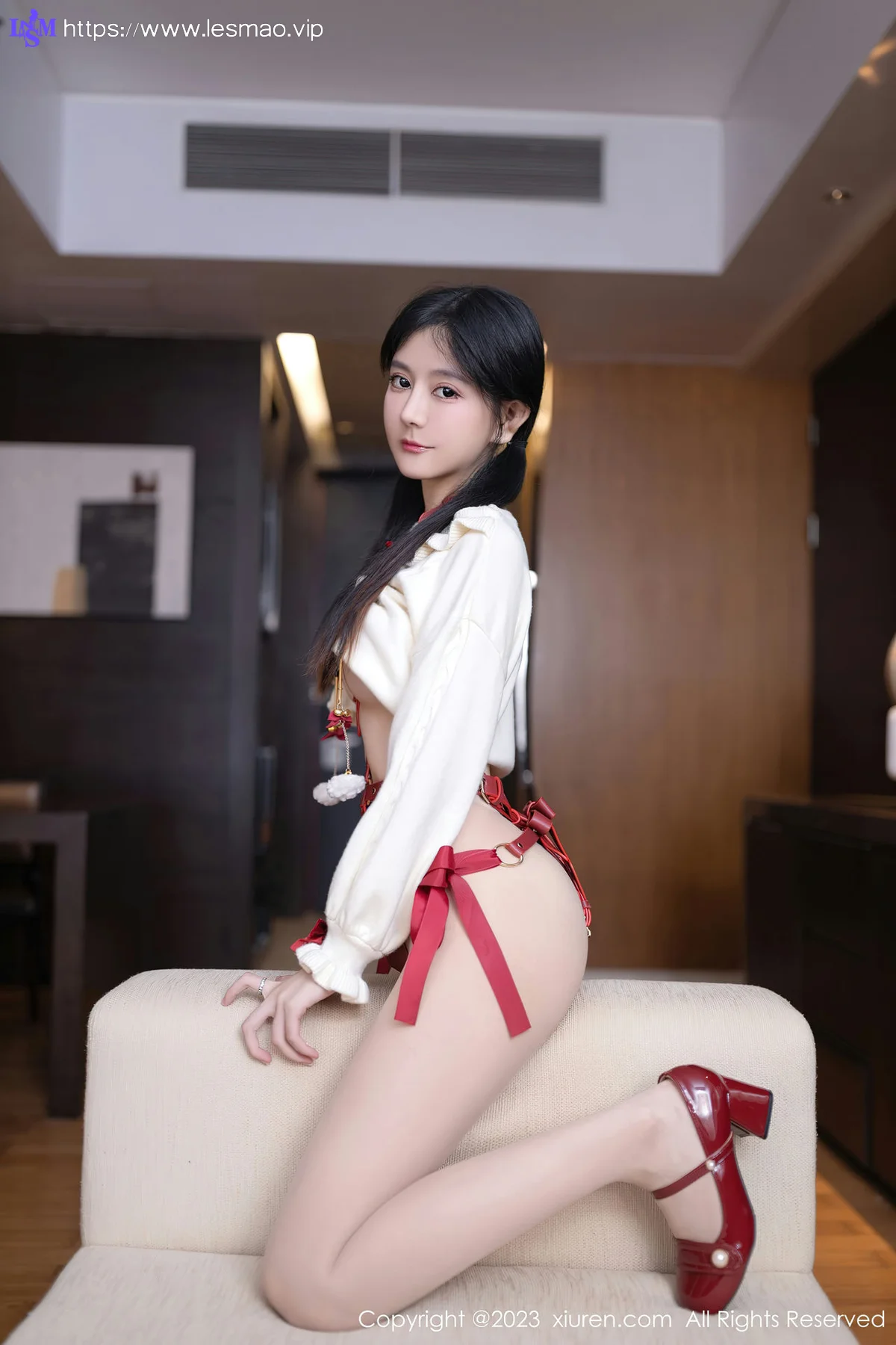XiuRen 秀人 No.7890  幼幼 红色情趣性感写真11 - 27