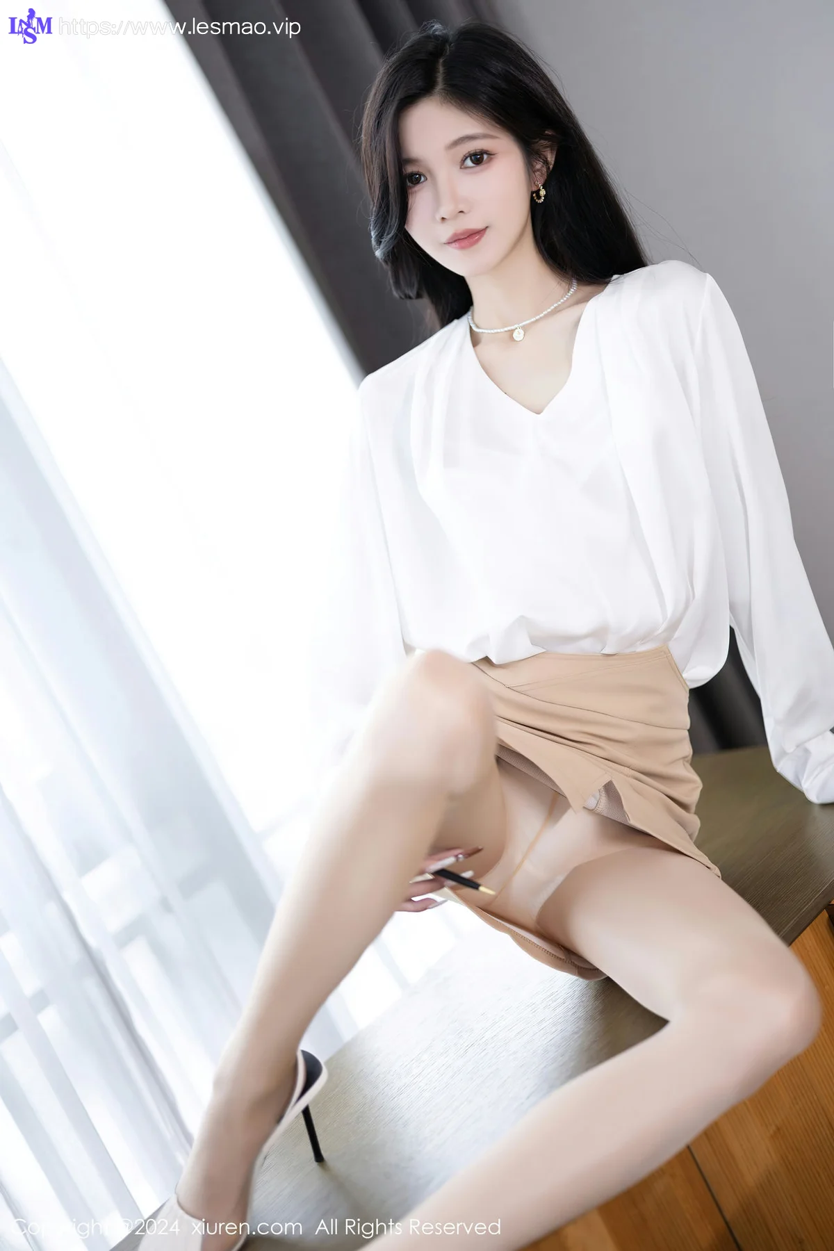 XiuRen 秀人 No.7906  程程程- 杏色短裙性感写真11 - 19