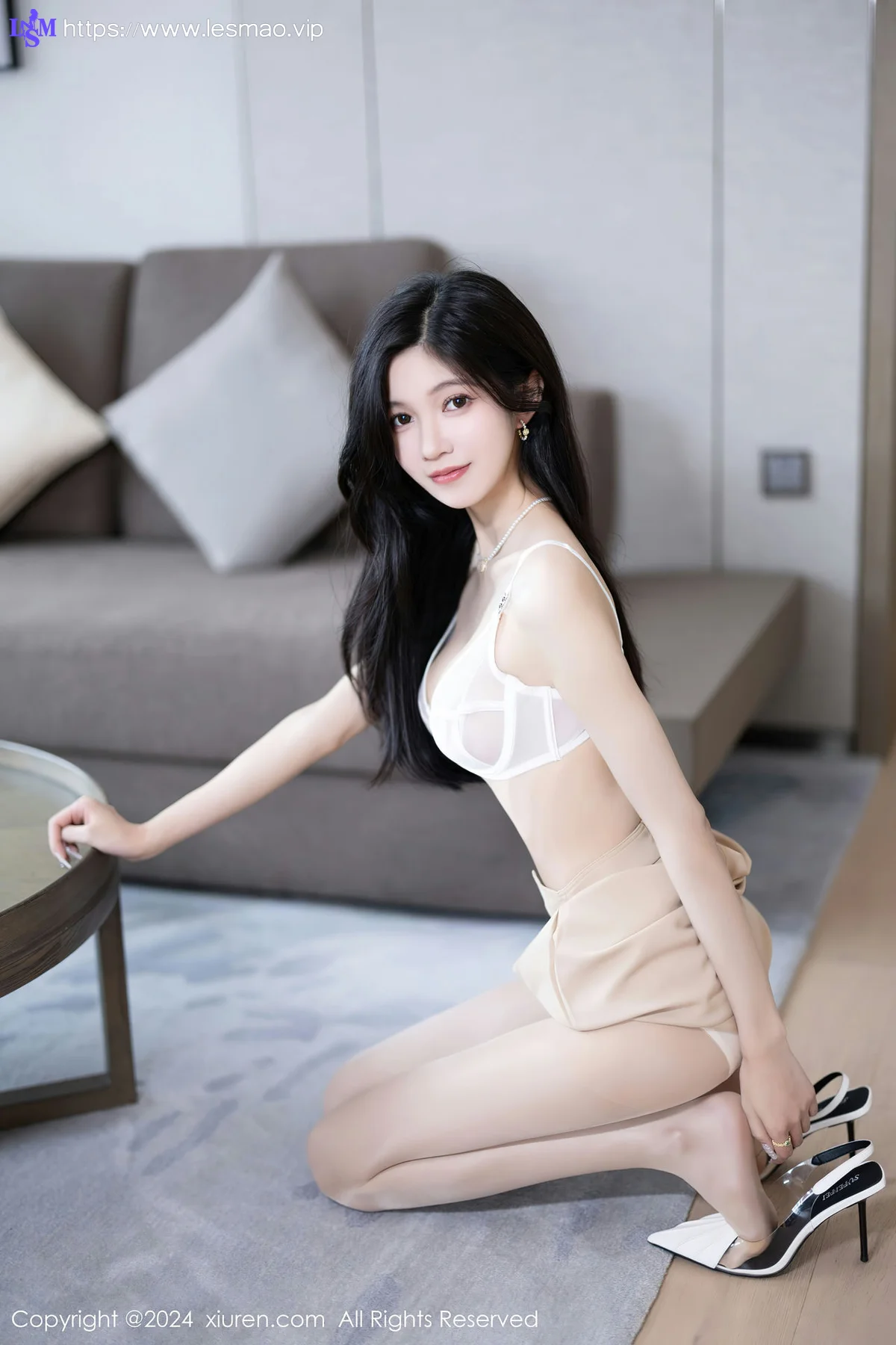 XiuRen 秀人 No.7906  程程程- 杏色短裙性感写真11 - 34