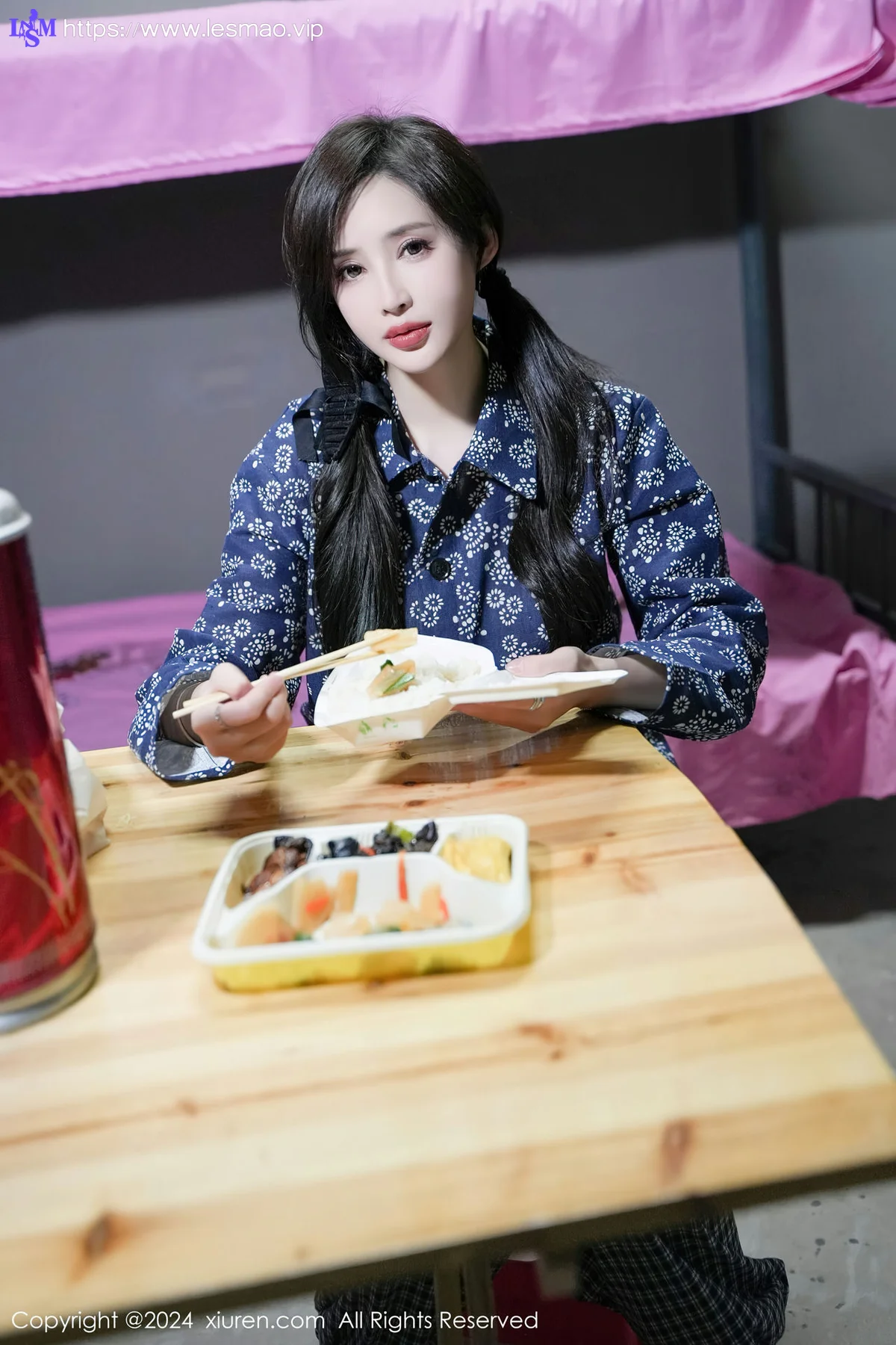 XiuRen 秀人 No.7915  Carol周妍希 民工宿舍拍摄性感写真33 - 11