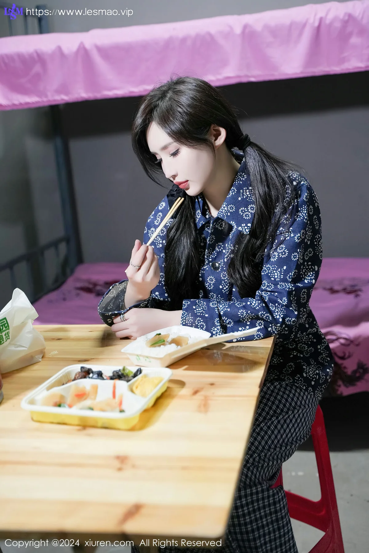 XiuRen 秀人 No.7915  Carol周妍希 民工宿舍拍摄性感写真33 - 13