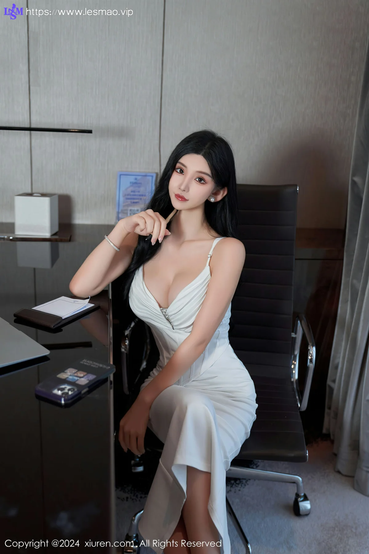 XiuRen 秀人 No.7921  周于希Sally  主题《不为老板买单，只为自己加班》111 - 8