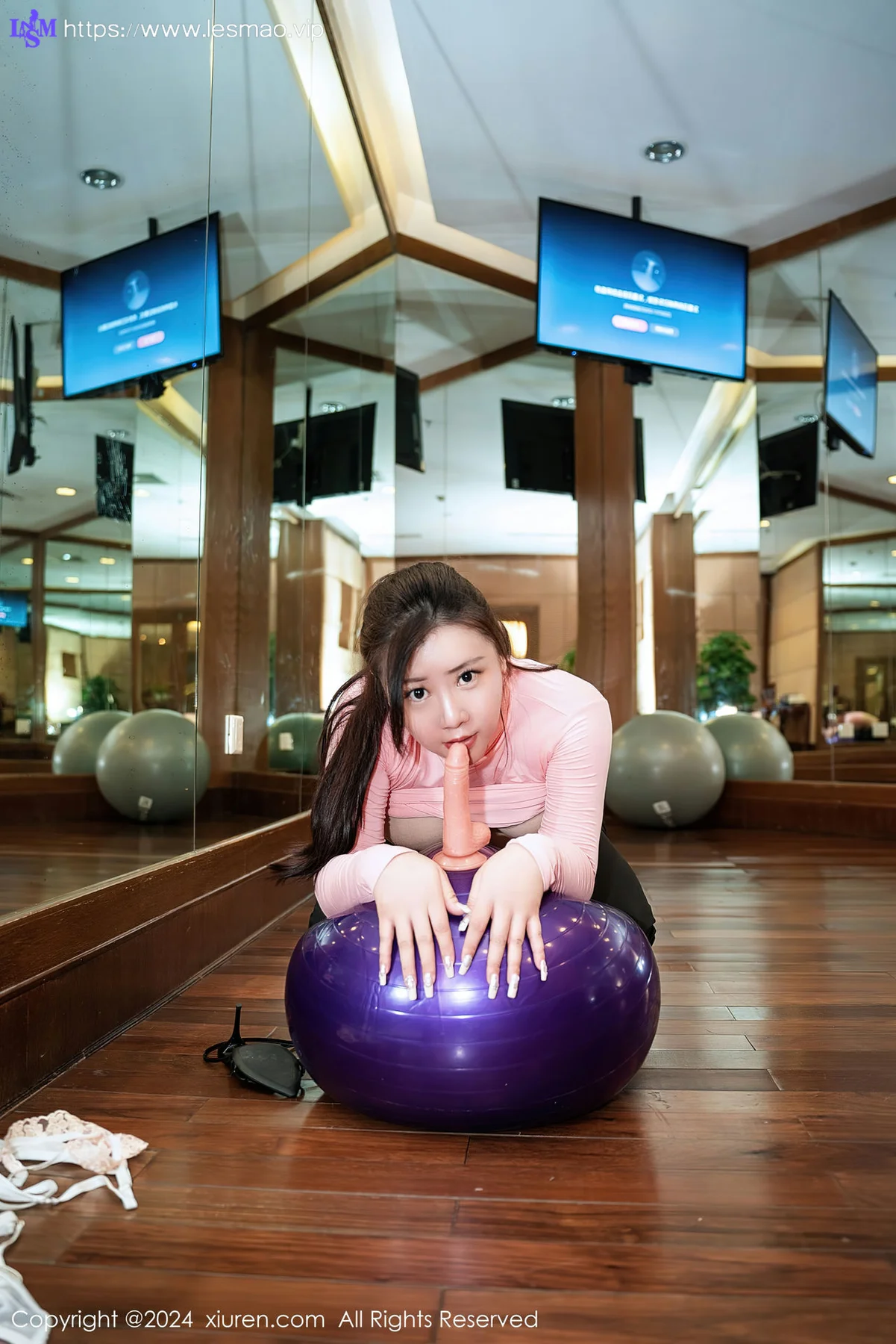 XiuRen 秀人 No.7943  王婉悠Queen 娇媚丰腴性感写真33 - 85
