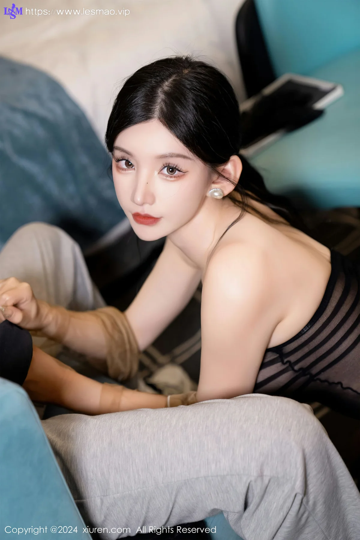 XiuRen 秀人 No.7956  周于希Sally  主题《丝袜销售员》性感写真11 - 73