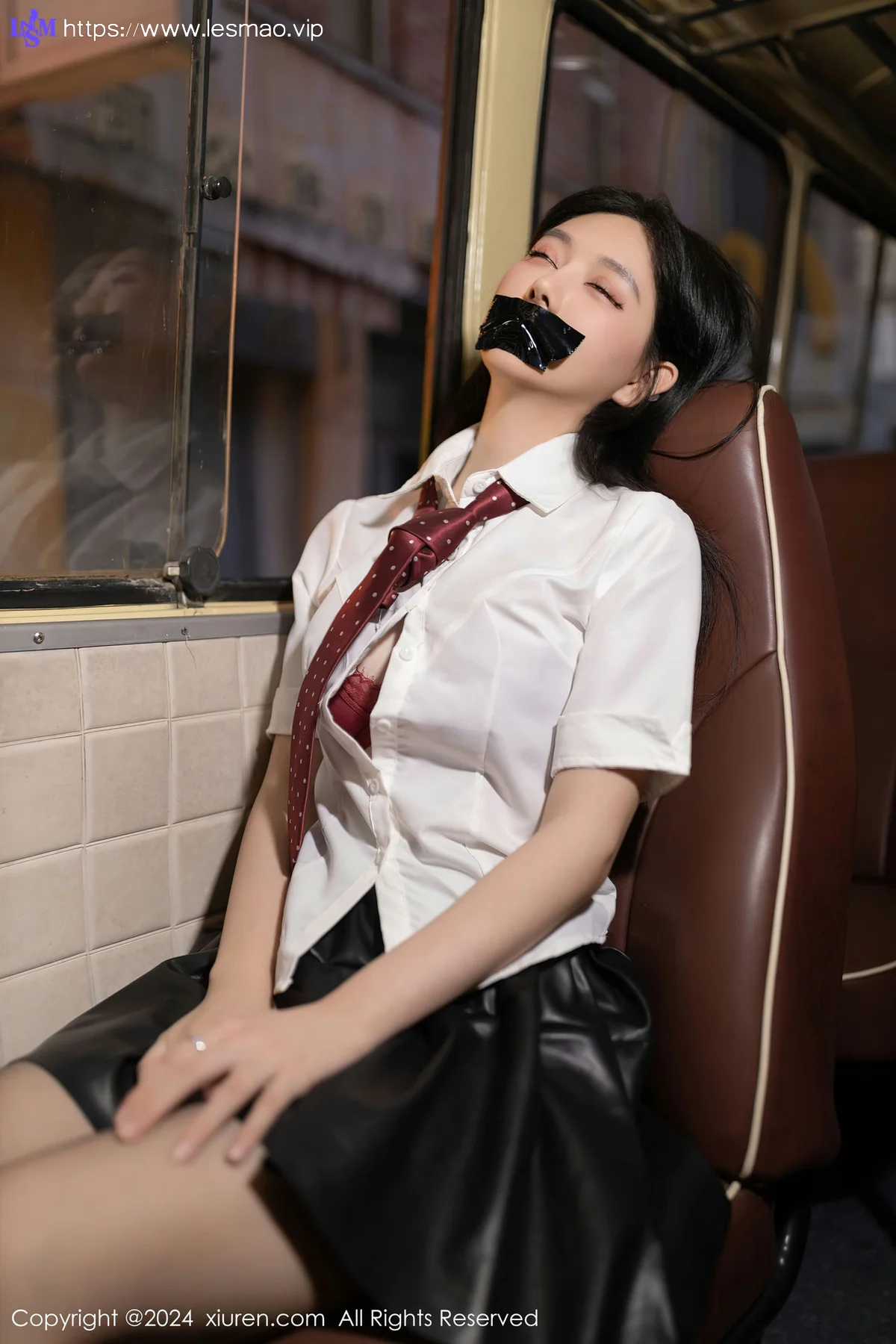 XiuRen 秀人 No.7957  幼幼 学妹服饰装扮性感写真111 - 16