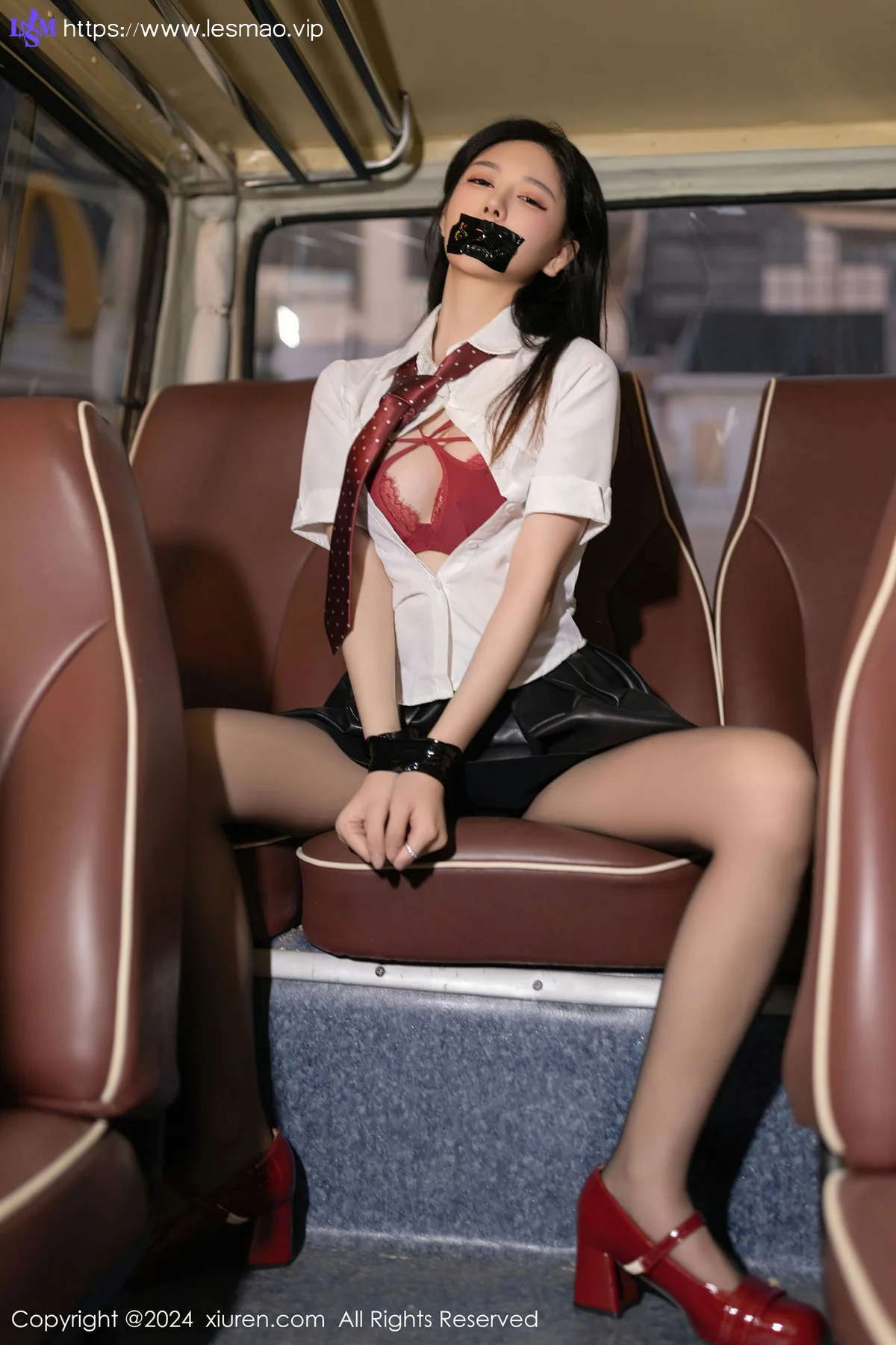 XiuRen 秀人 No.7957  幼幼 学妹服饰装扮性感写真111 - 21