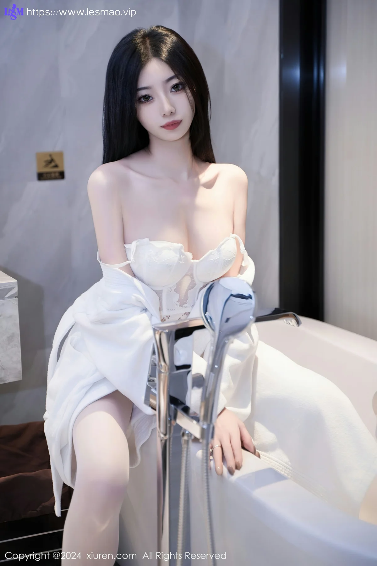 XiuRen 秀人 No.7960  安琪Yee 白色睡袍性感写真3 - 28