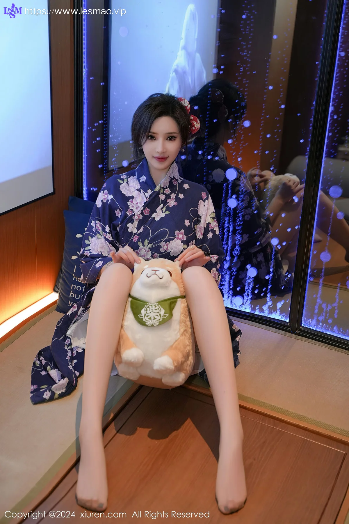 XiuRen 秀人 No.7975  Carol周妍希 深蓝色浴袍三亚旅拍3 - 24