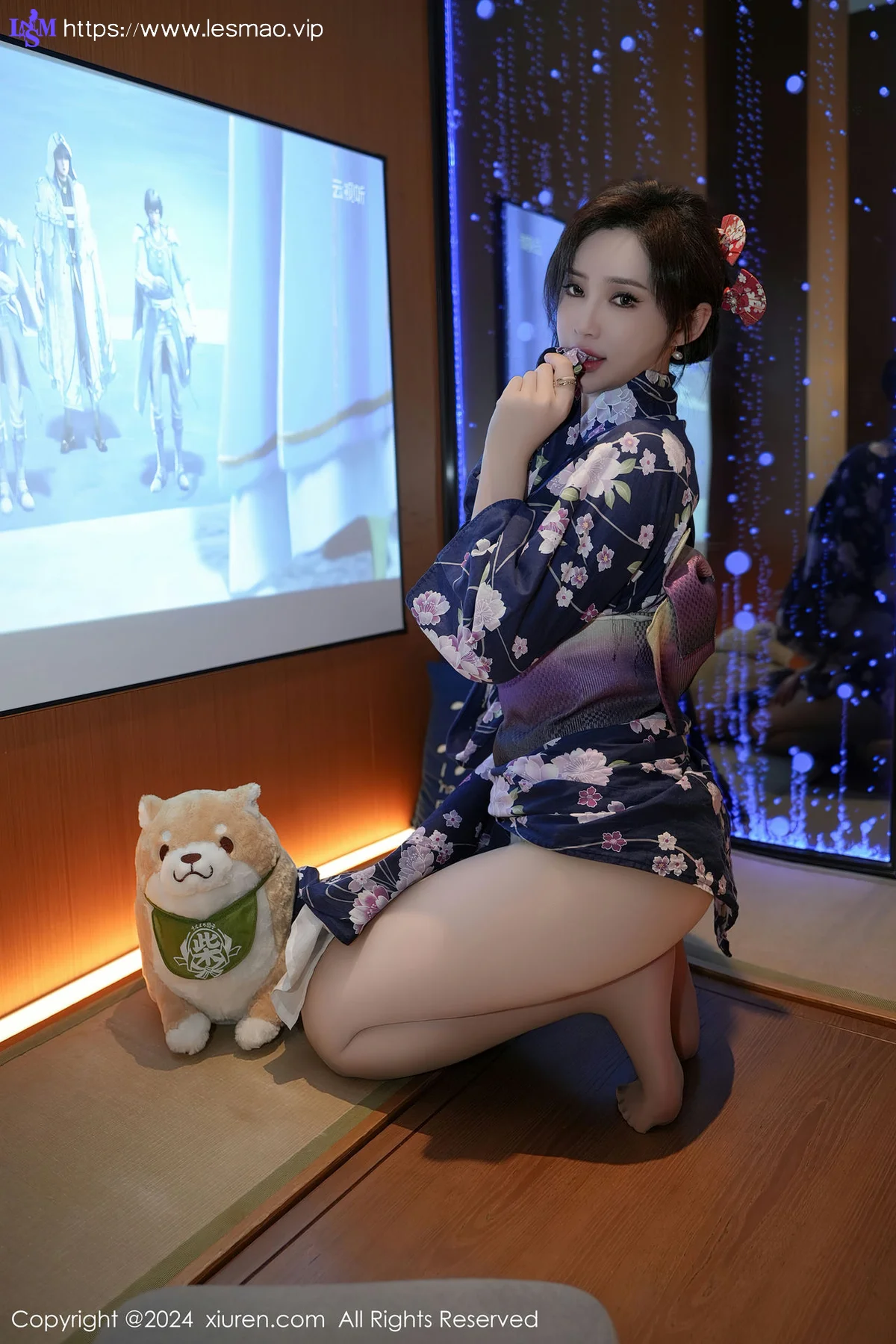 XiuRen 秀人 No.7975  Carol周妍希 深蓝色浴袍三亚旅拍3 - 28
