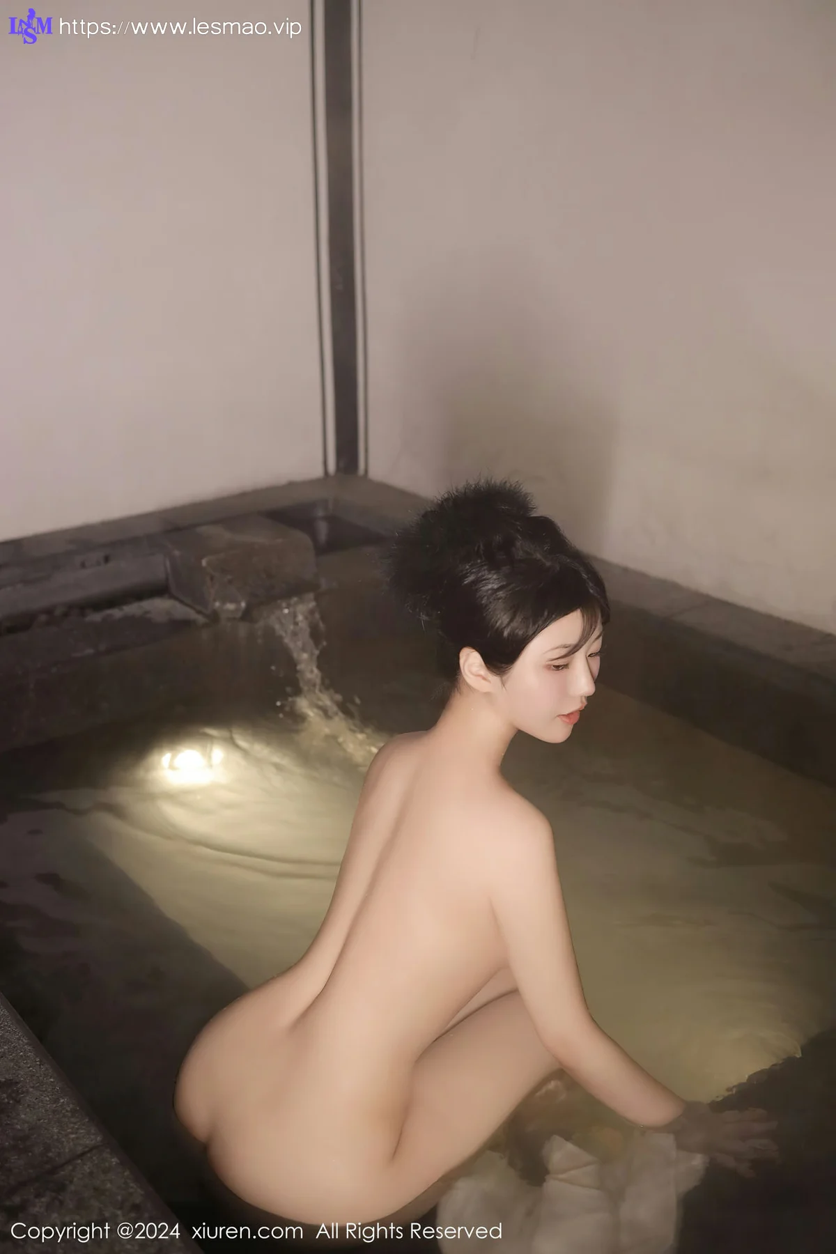 XiuRen 秀人 No.7977  陈小花 温泉场景拍摄首套写真111 - 51