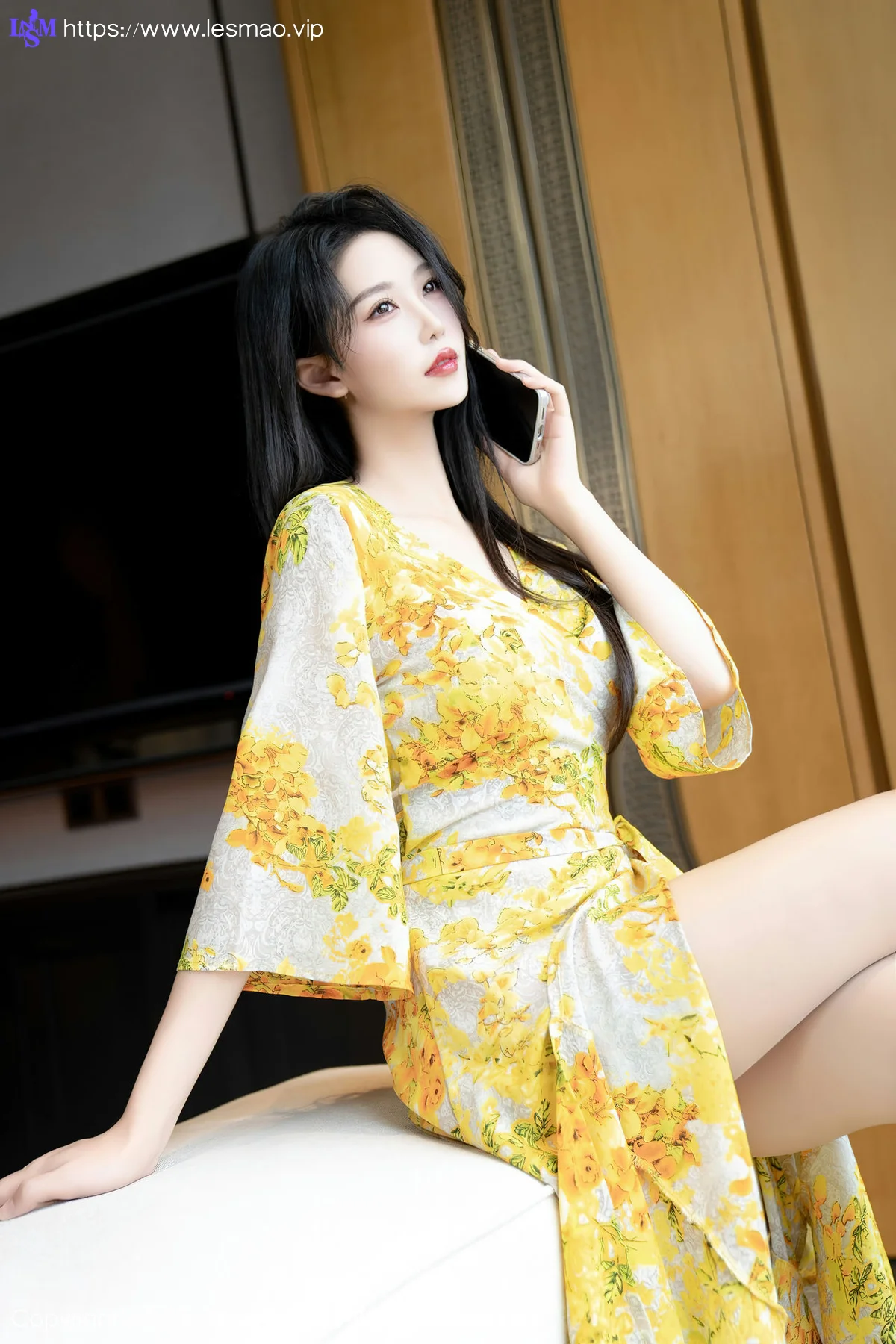 XiuRen 秀人 No.7981  利世 情节拍摄性感写真11 - 18