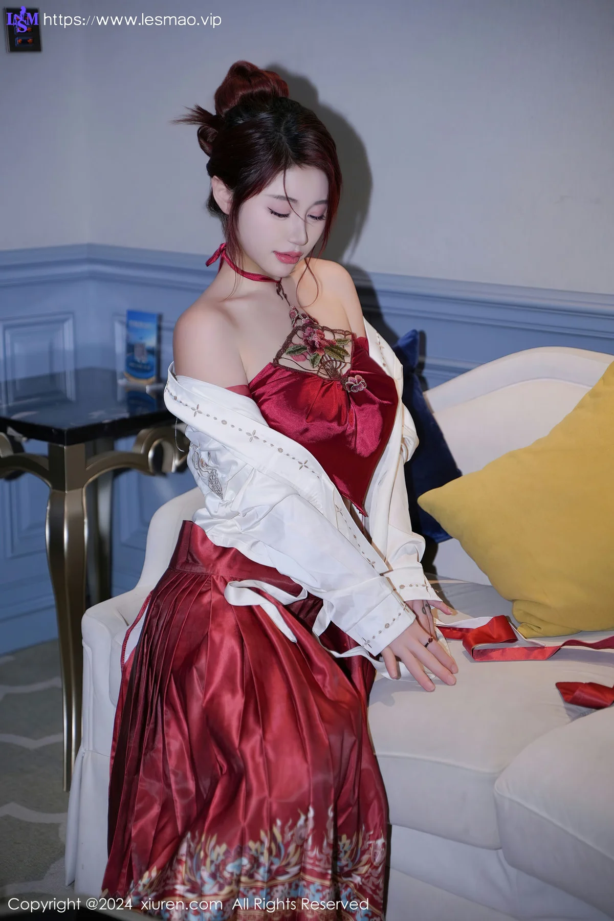 XiuRen 秀人 No.7985  美七 Mia 轻透古装性感写真33 - 23