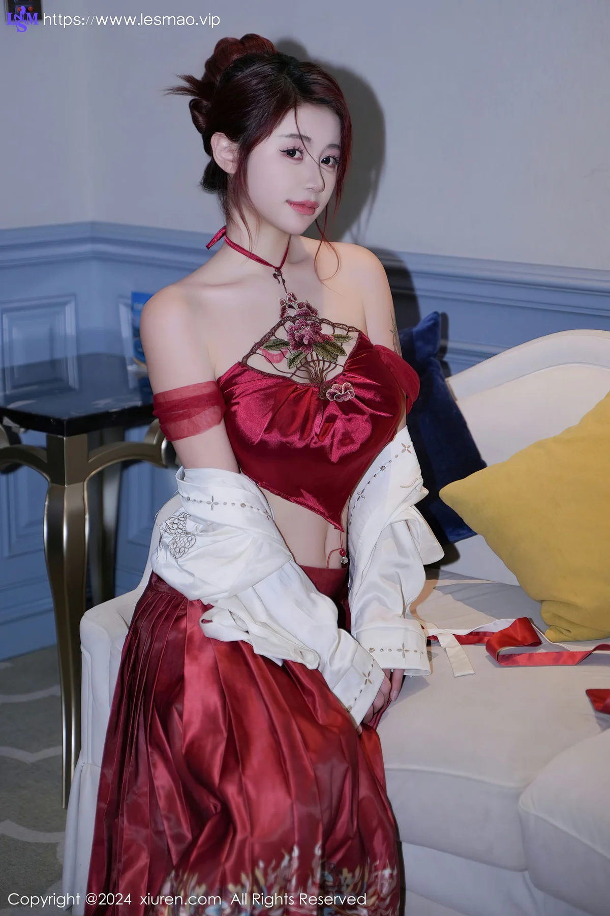 XiuRen 秀人 No.7985  美七 Mia 轻透古装性感写真33 - 24