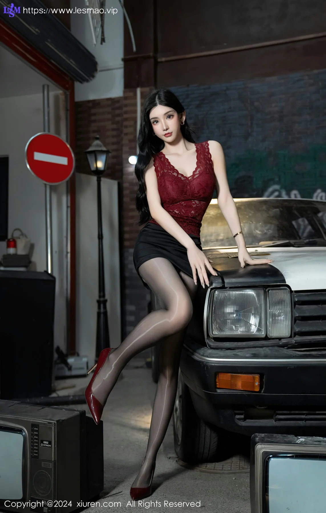 XiuRen 秀人 No.7993  周于希Sally  主题《想要一场车震》剧情写真11 - 15