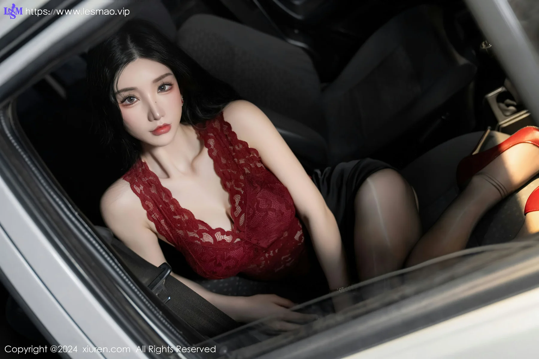 XiuRen 秀人 No.7993  周于希Sally  主题《想要一场车震》剧情写真11 - 35