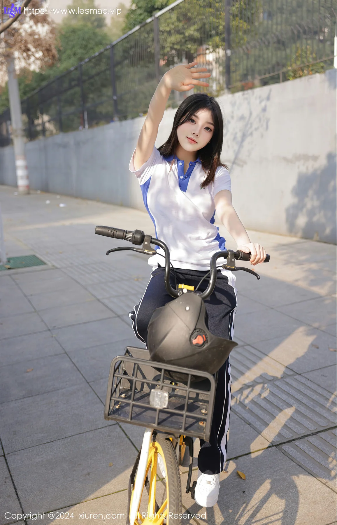 XiuRen 秀人 No.7994  豆瓣酱 公交车场景性感写真111 - 41