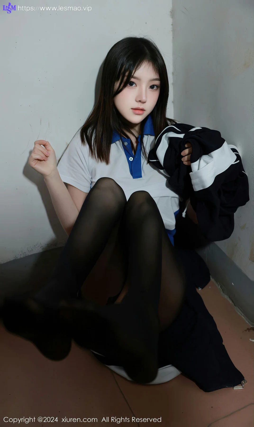 XiuRen 秀人 No.7994  豆瓣酱 公交车场景性感写真111 - 72
