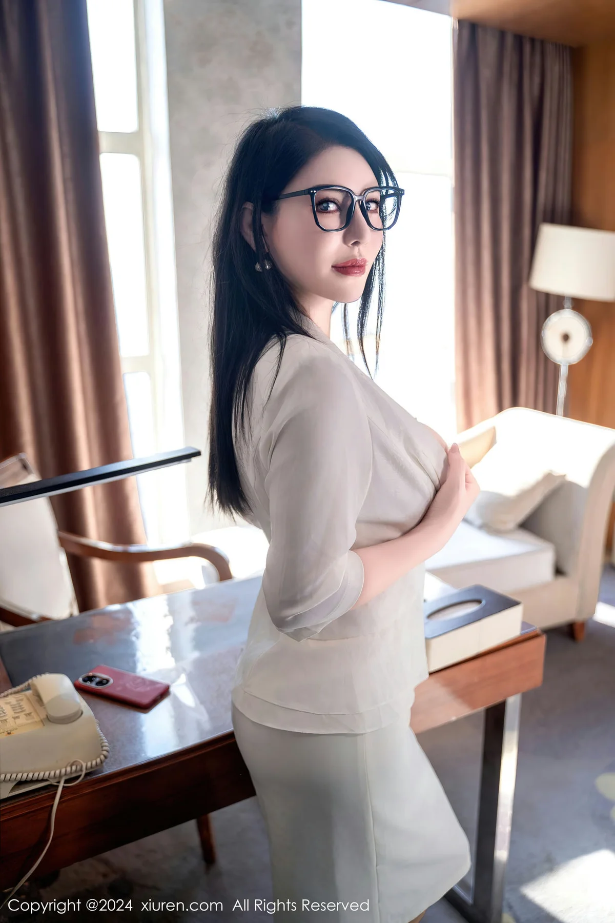 XiuRen 秀人 No.8008  悦悦姐 酒店经理服务系列性感写真3 - 12