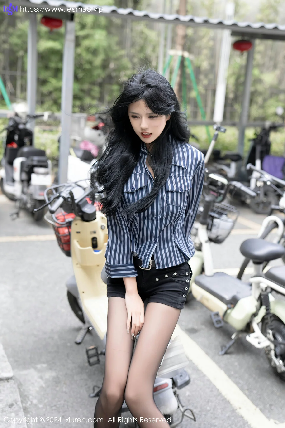 XiuRen 秀人 No.8011  浅浅Danny 黑色情趣服饰性感写真 - 13