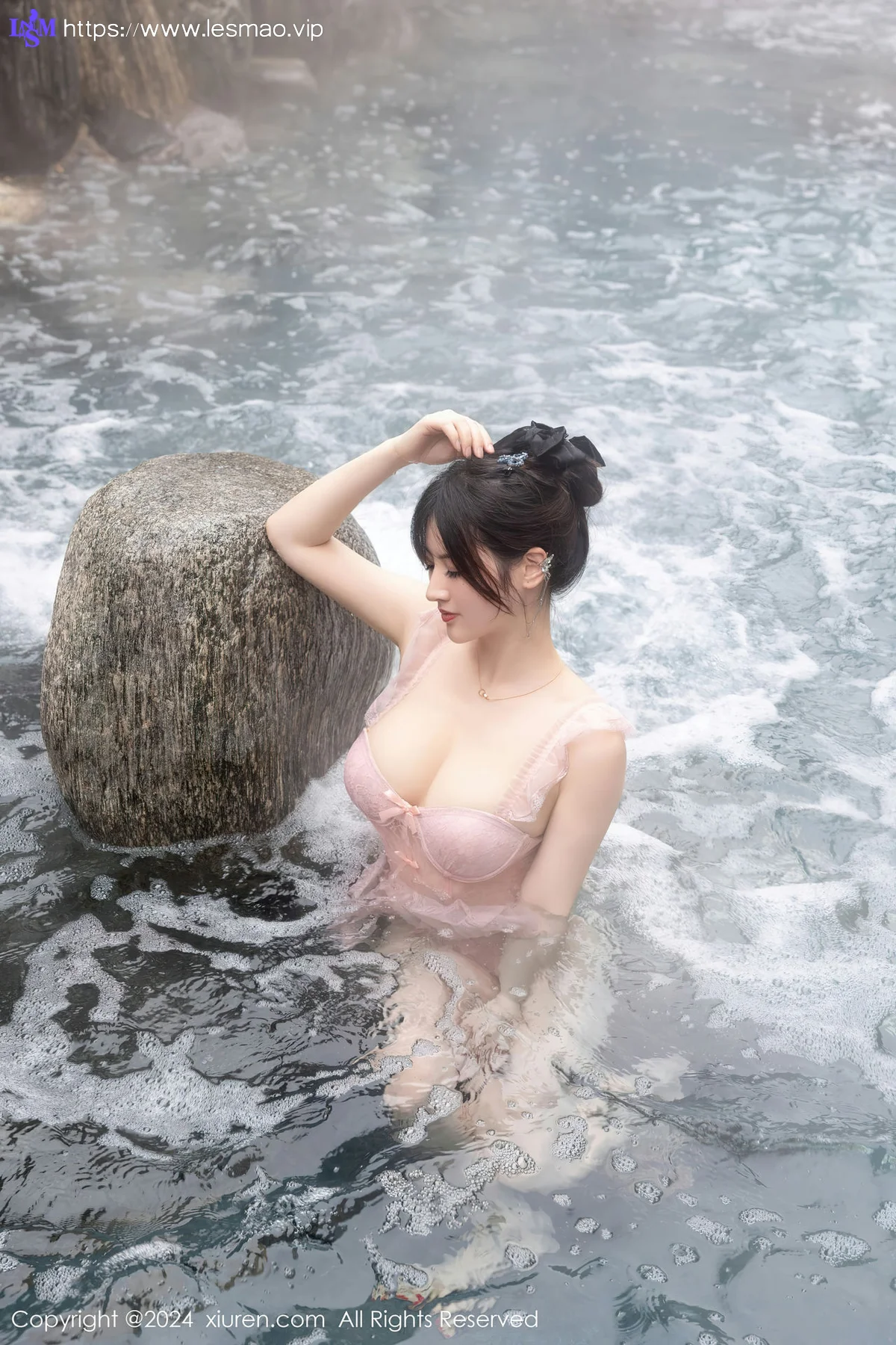 XiuRen 秀人 No.8039  诗诗kiki 粉色情趣吊灯短裙性感写真 - 16