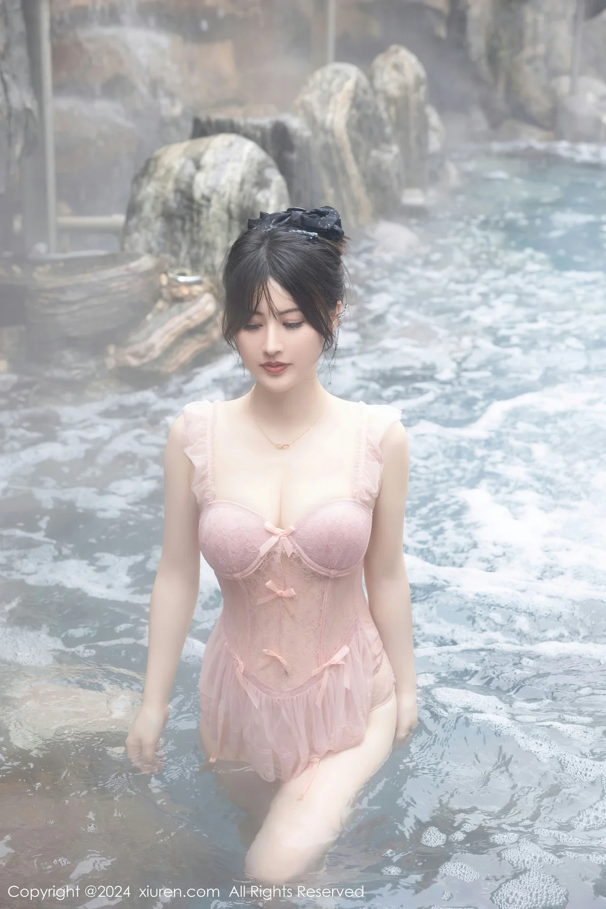 XiuRen 秀人 No.8039  诗诗kiki 粉色情趣吊灯短裙性感写真 - 23
