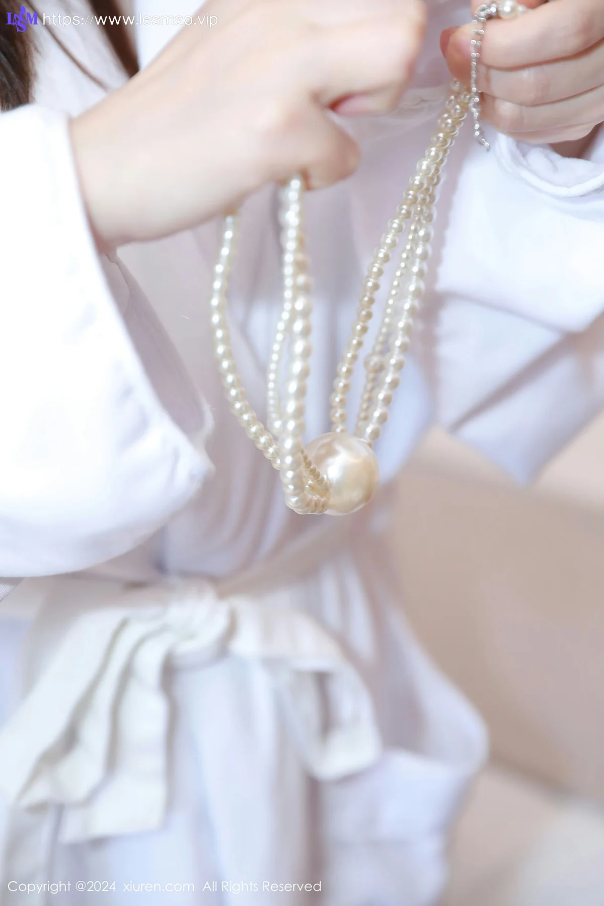 XiuRen 秀人 No.8044  小薯条nienie 红色制服打牌性感性感写真11 - 56
