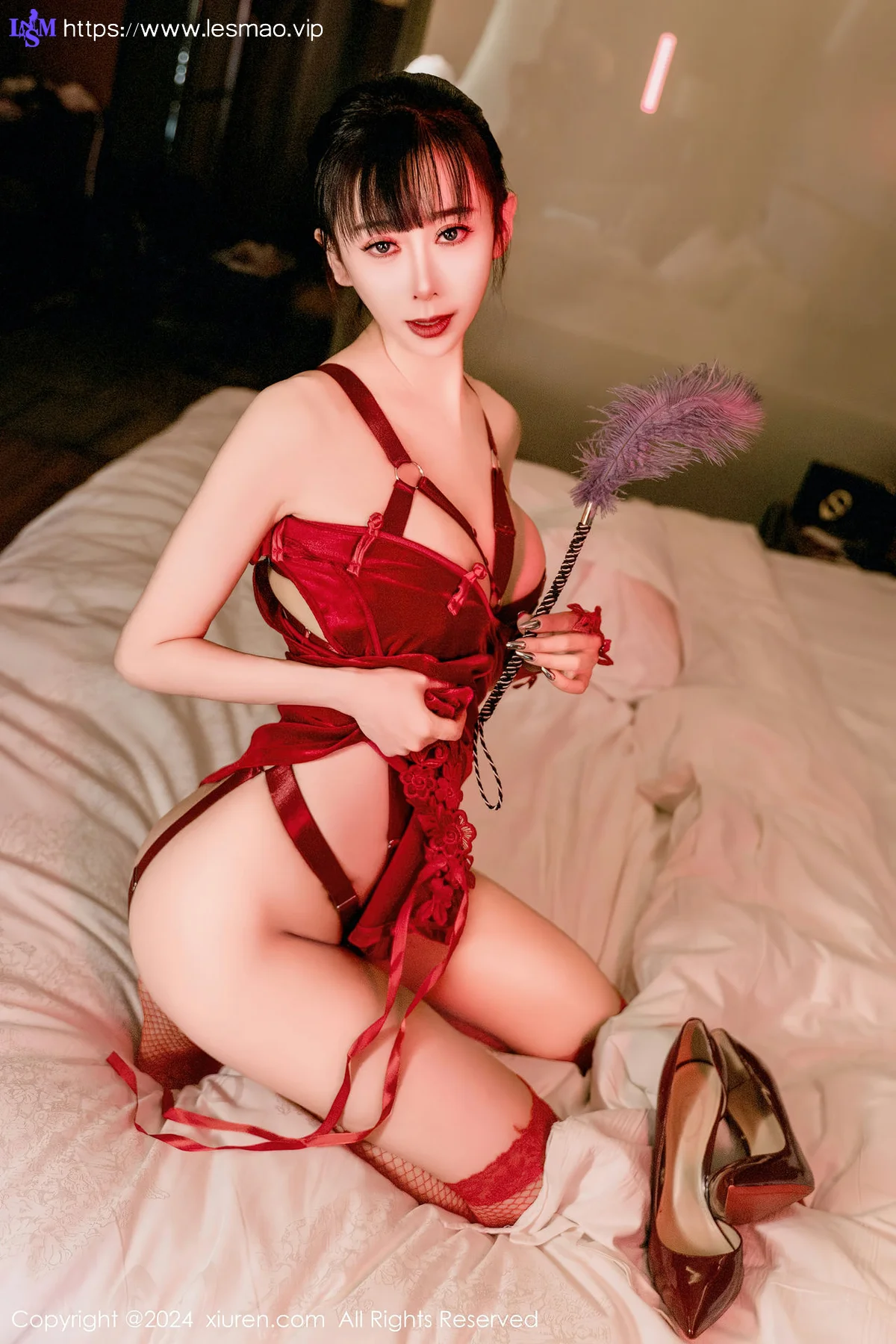 XiuRen 秀人 No.8047  宝宝甜 首套写真酒后微醺3 - 25