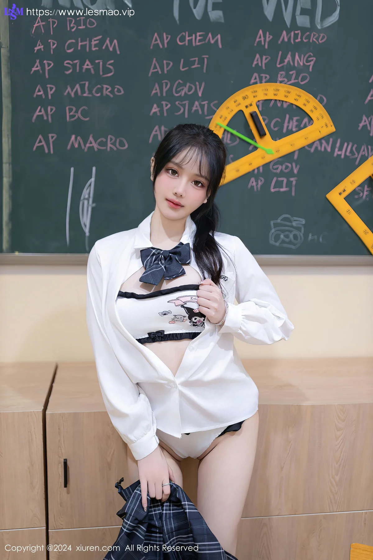 XiuRen 秀人 No.8058  幼幼 教室调教性感套装性感写真111 - 33