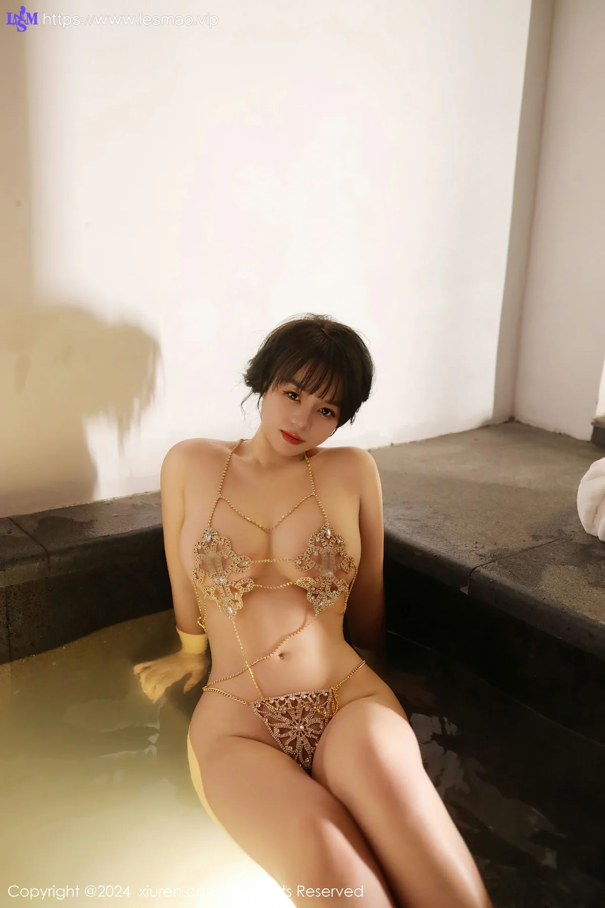 XiuRen 秀人 No.8075  沈思怡 链式情趣服饰性感写真11 - 17