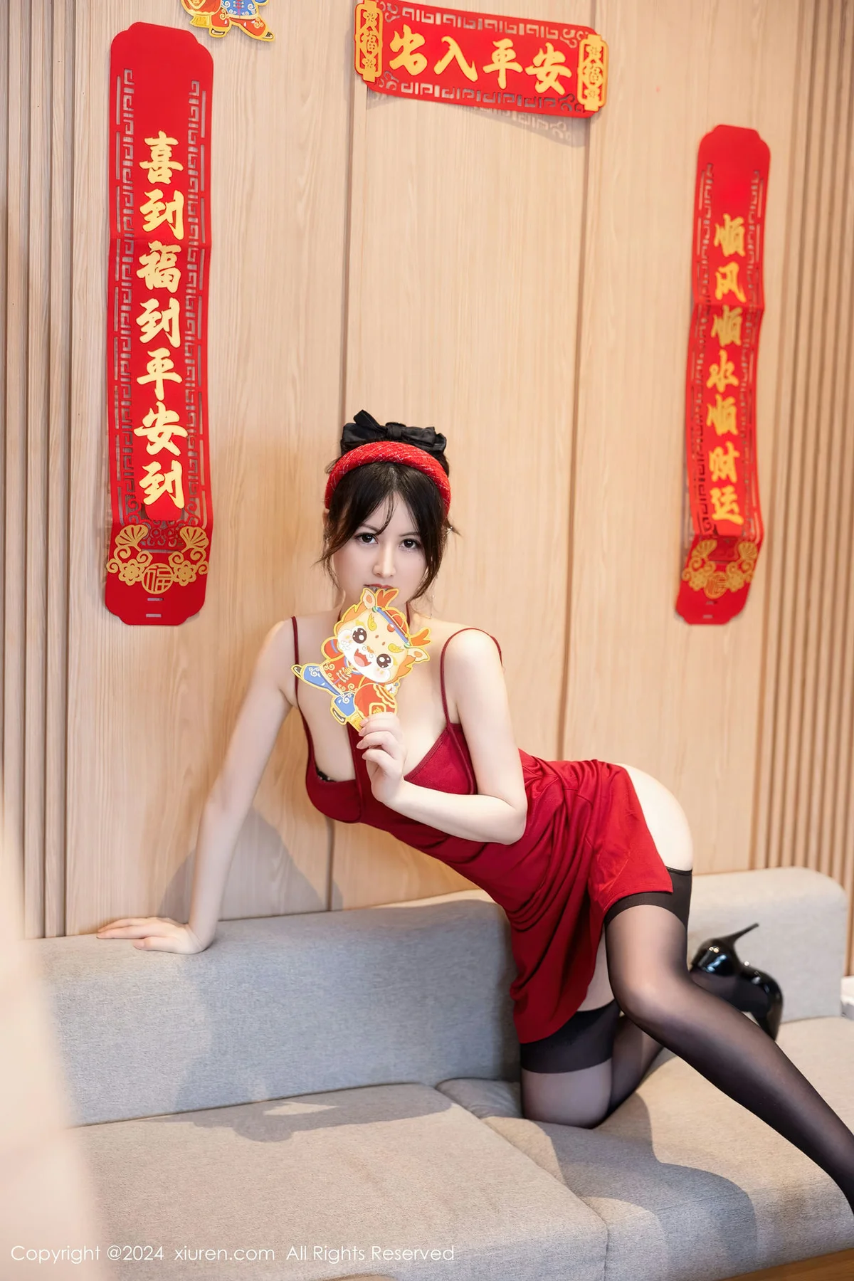 XiuRen 秀人 No.8078  诗诗kiki 红色情趣吊带写真1 - 24