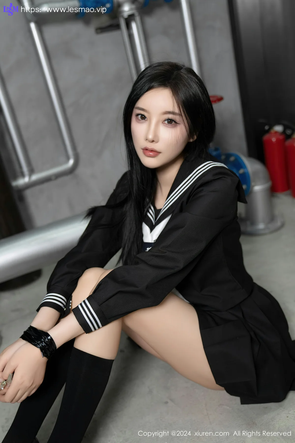 XiuRen 秀人 No.8080  杨晨晨Yome 魅惑黑丝性感写真11 - 27
