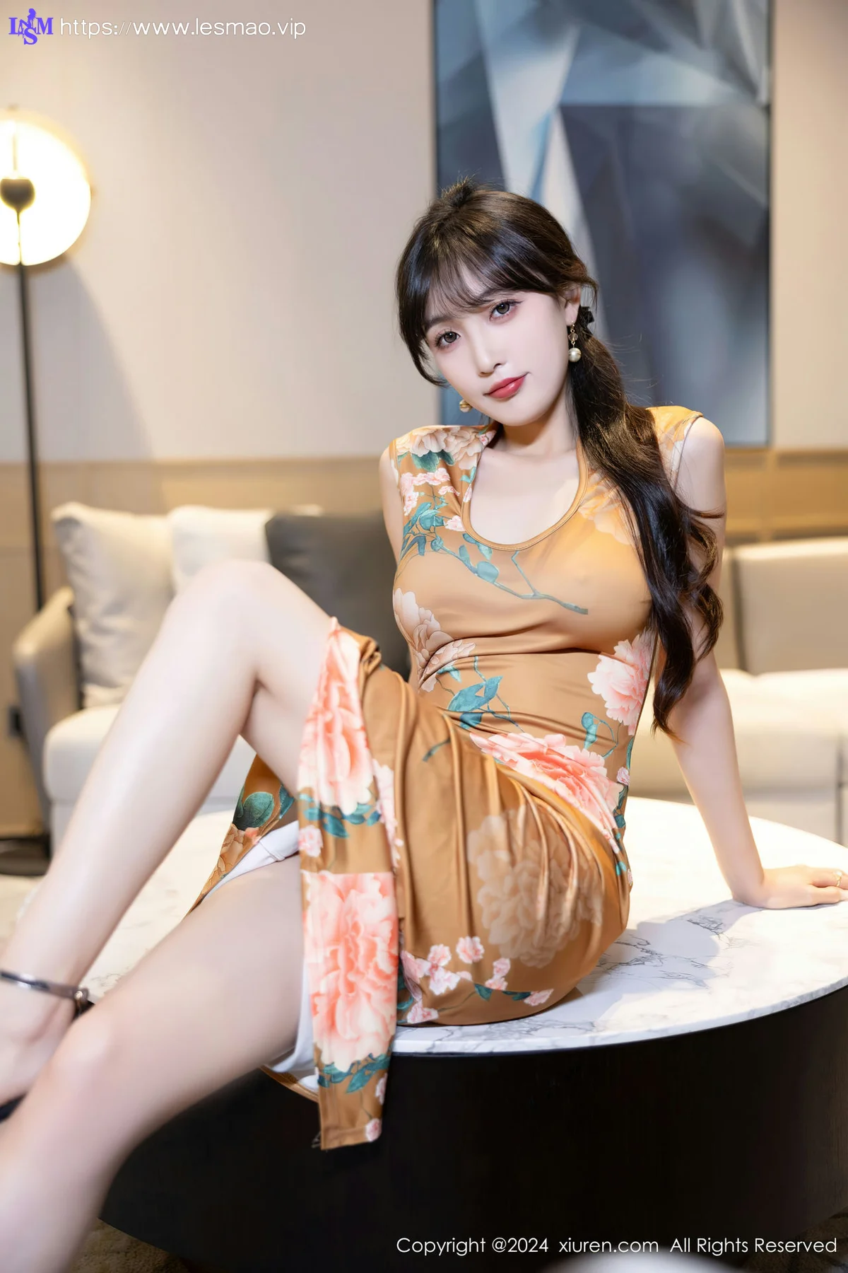 XiuRen 秀人 No.8084  林星阑 图案旗袍性感写真11 - 24