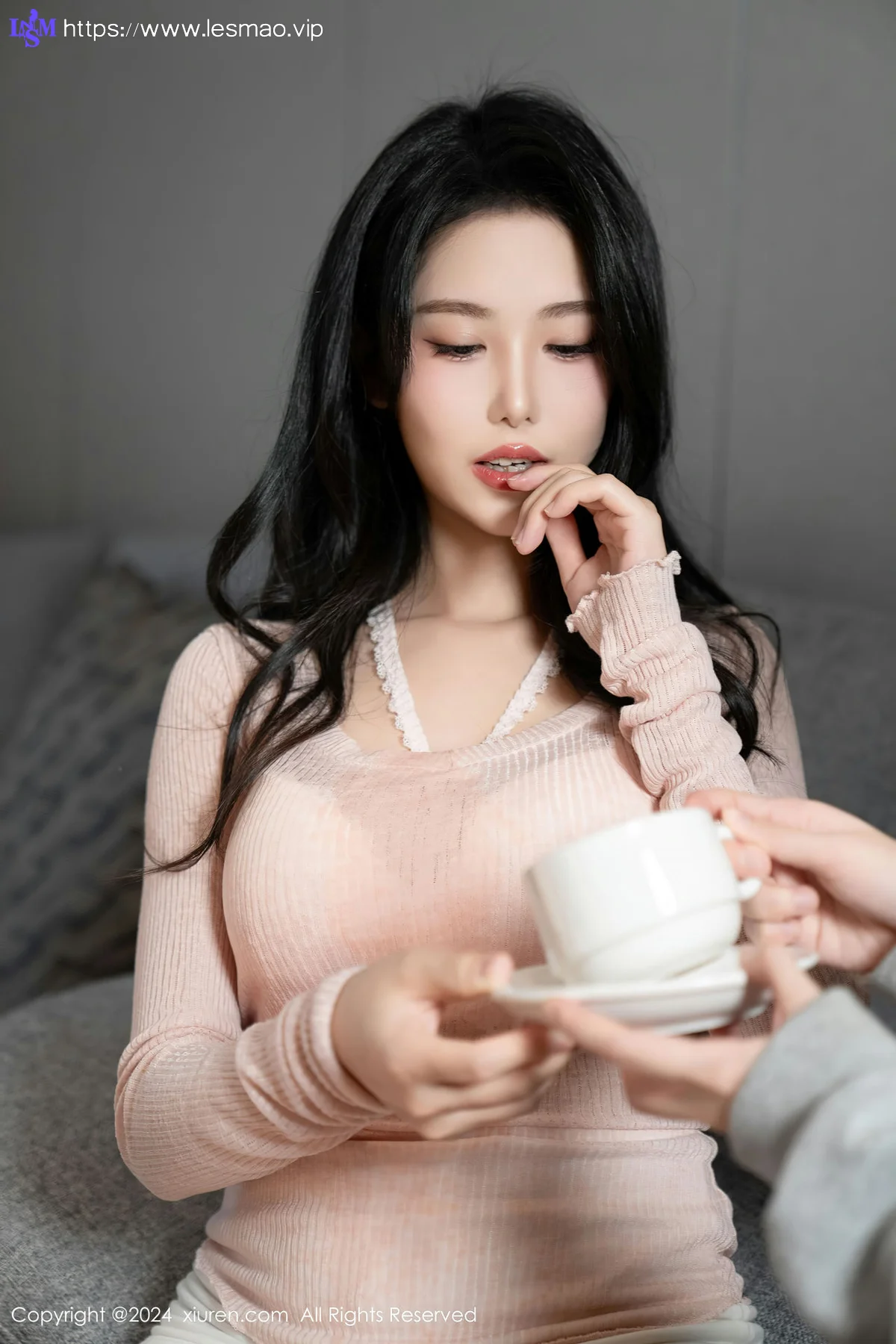 XiuRen 秀人 No.8086  利世 白色丝袜性感写真11 - 41