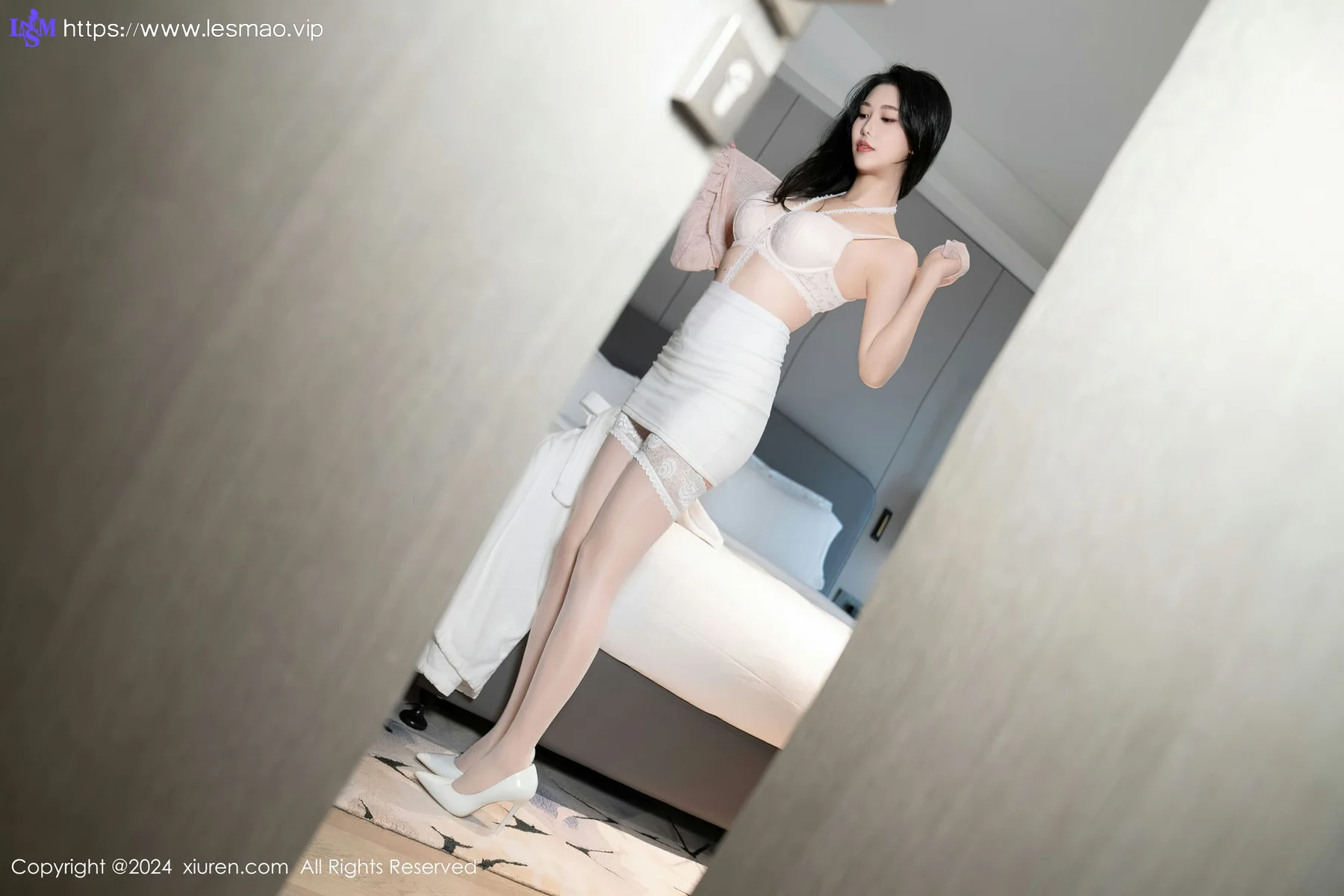 XiuRen 秀人 No.8086  利世 白色丝袜性感写真11 - 54