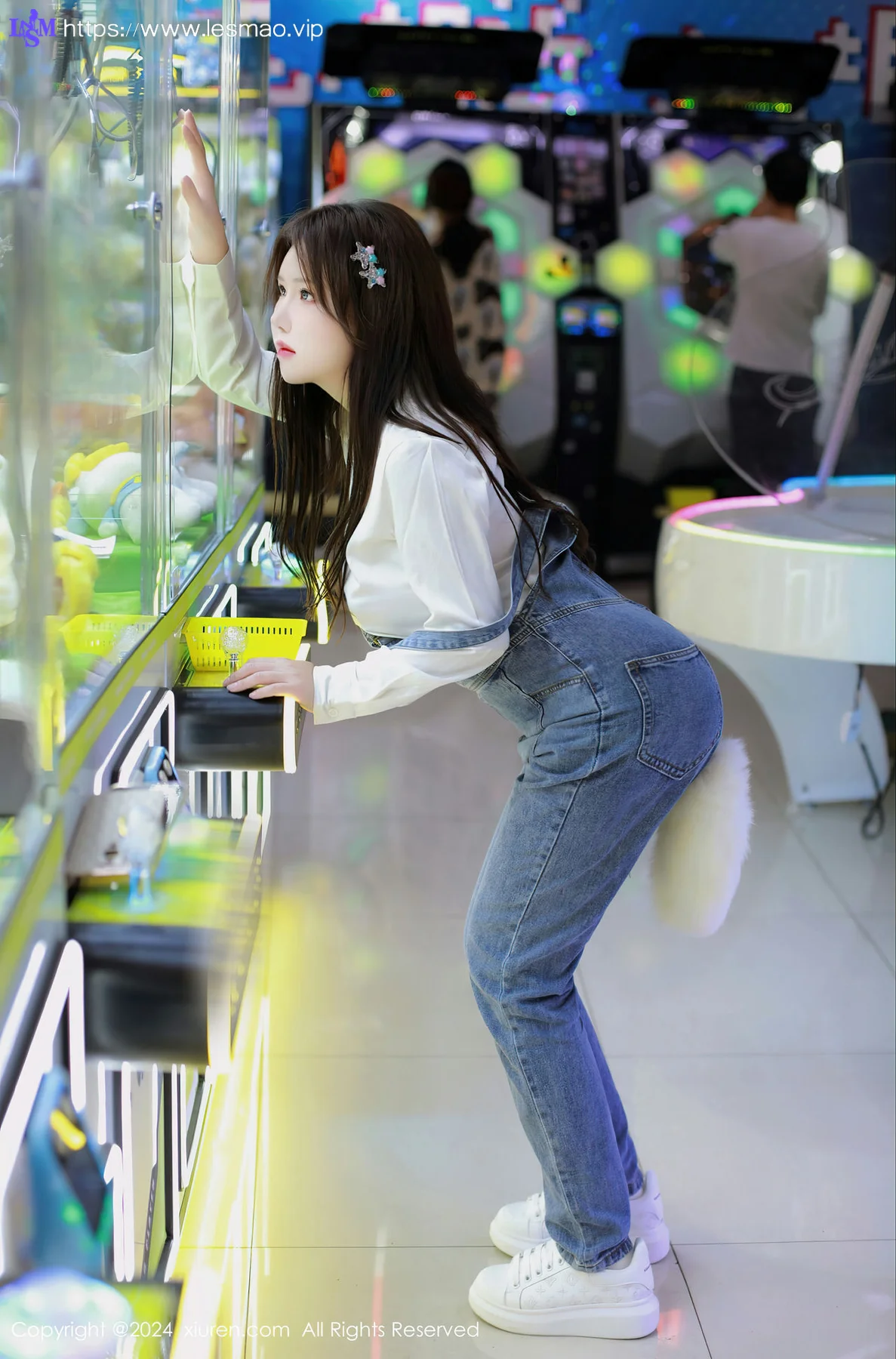 XiuRen 秀人 No.8087  小薯条nienie 电玩店场景拍摄性感写真11 - 19