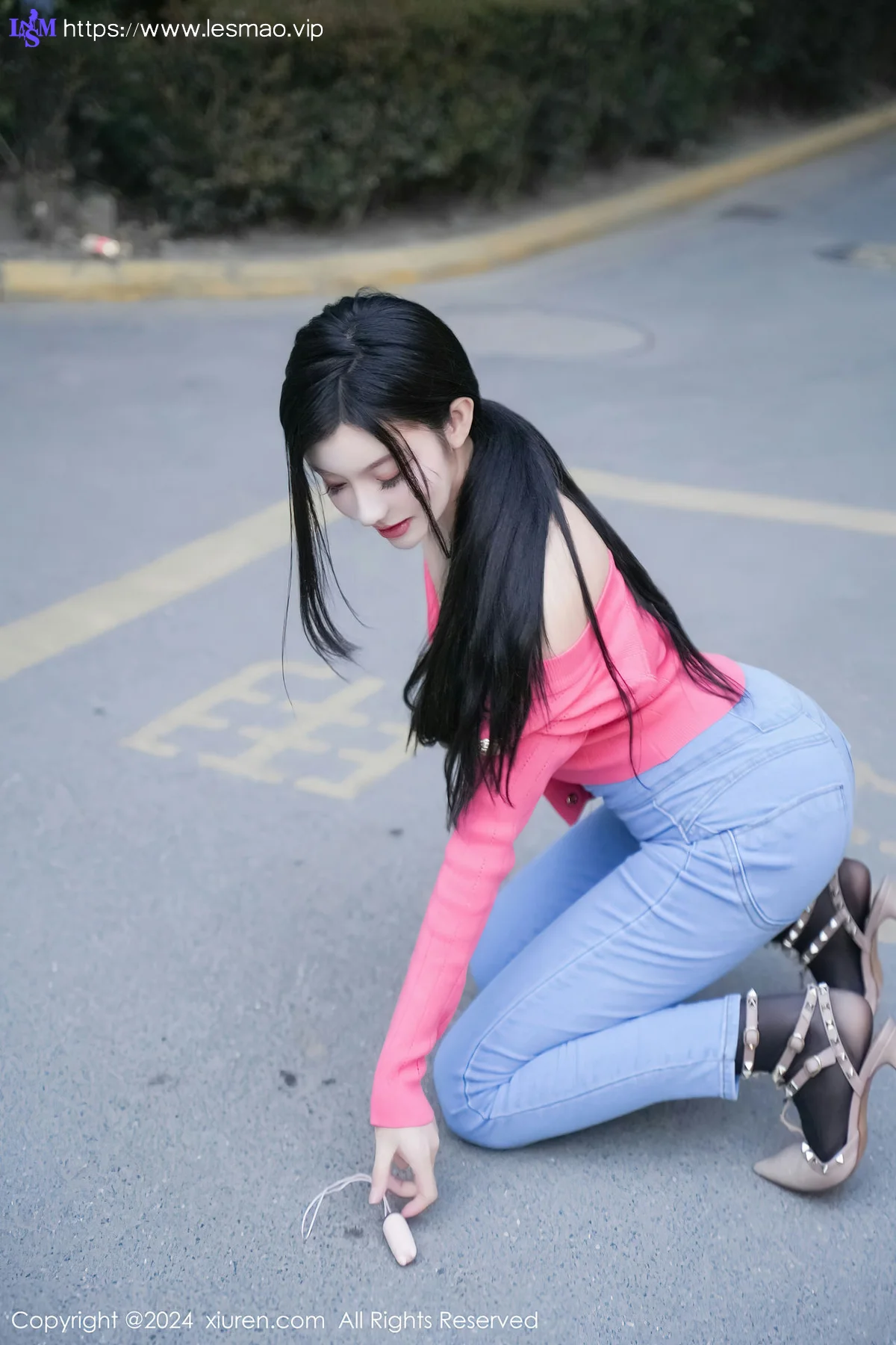 XiuRen 秀人 No.8091  龙雪儿 配简约牛仔裤性感写真1 - 19