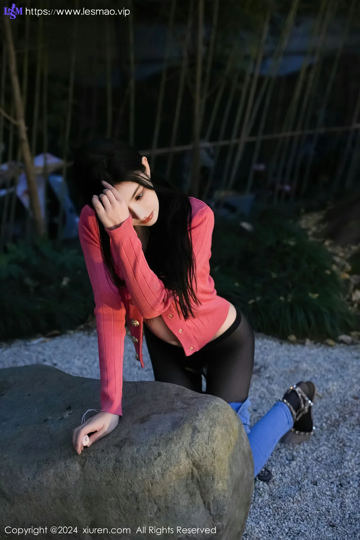 XiuRen 秀人 No.8091  龙雪儿 配简约牛仔裤性感写真1 - 54