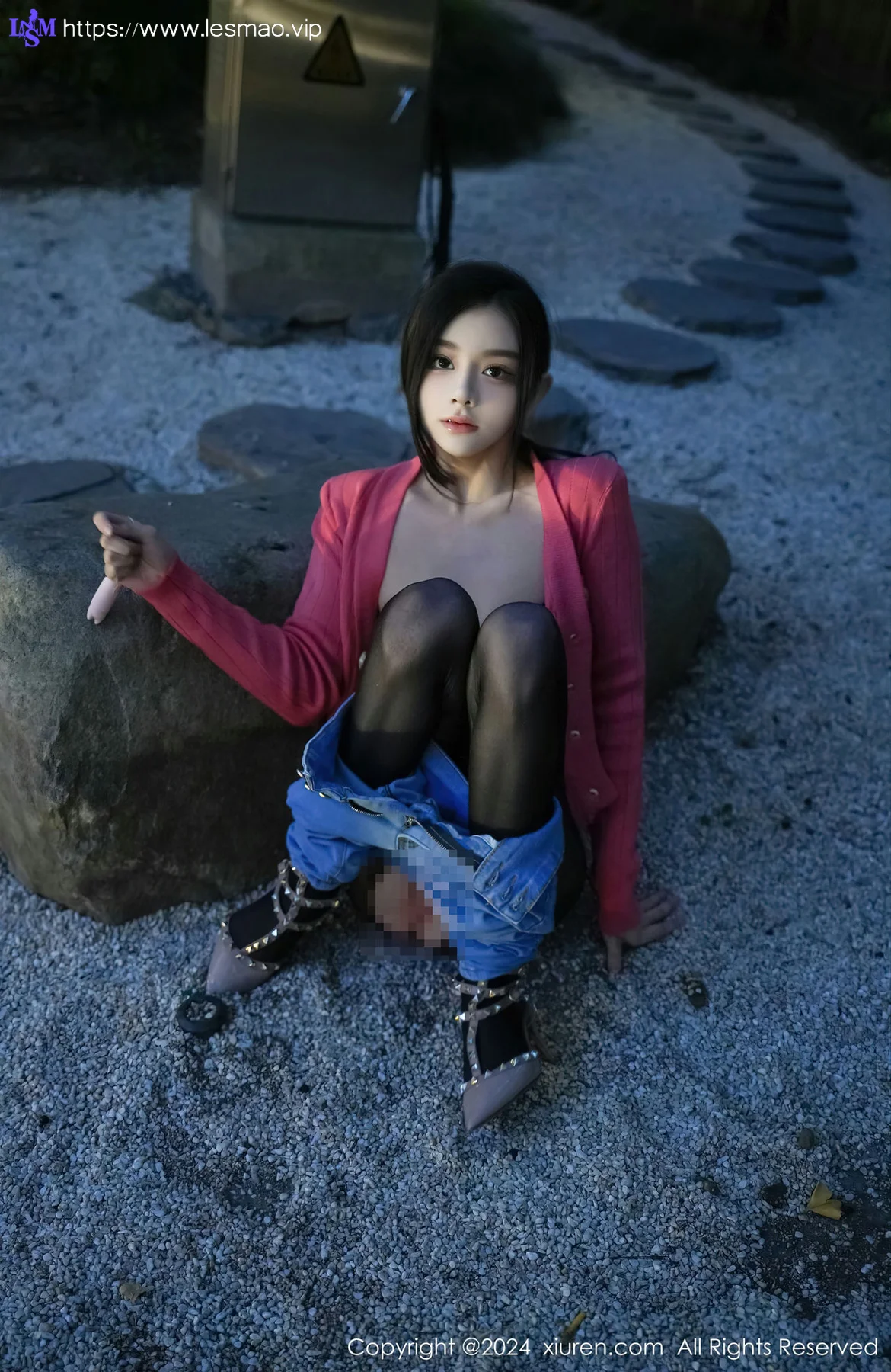 XiuRen 秀人 No.8091  龙雪儿 配简约牛仔裤性感写真1 - 56