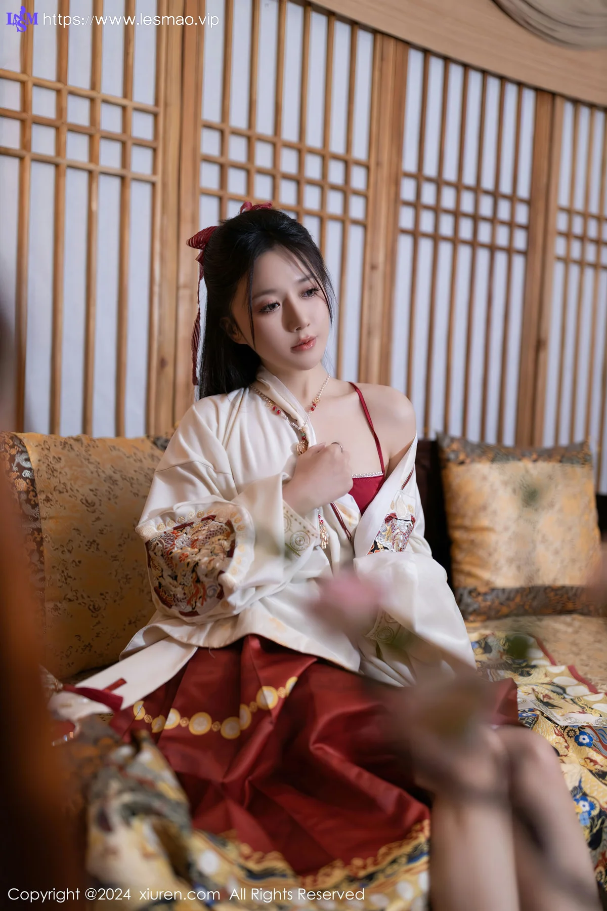 XiuRen 秀人 No.8095  鱼子酱Fish 贺新春主题性感写真11 - 9